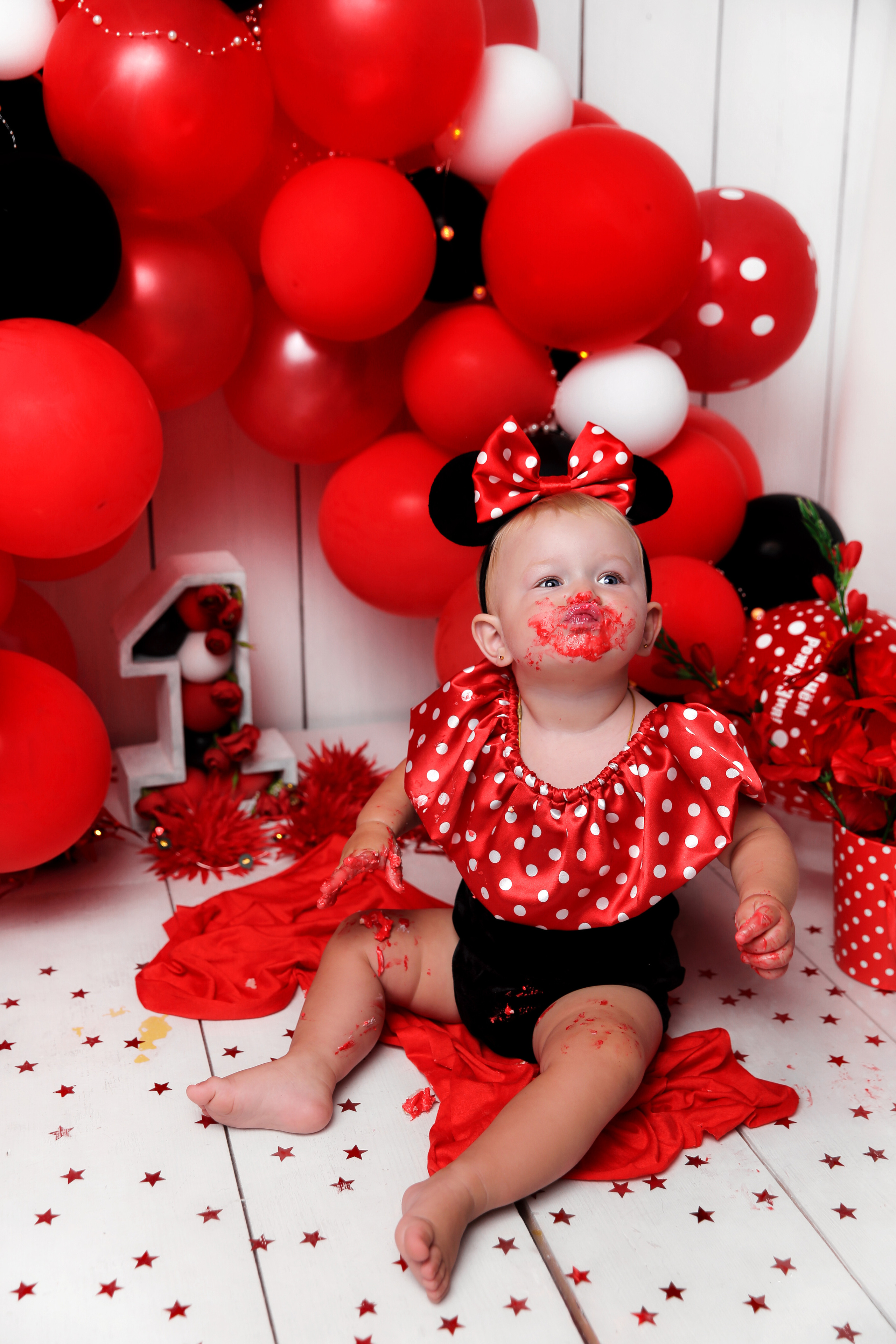 Фотосессия ГОДОВАСИЕ. Фотограф новорожденных, детей до года и беременных в Симферополе