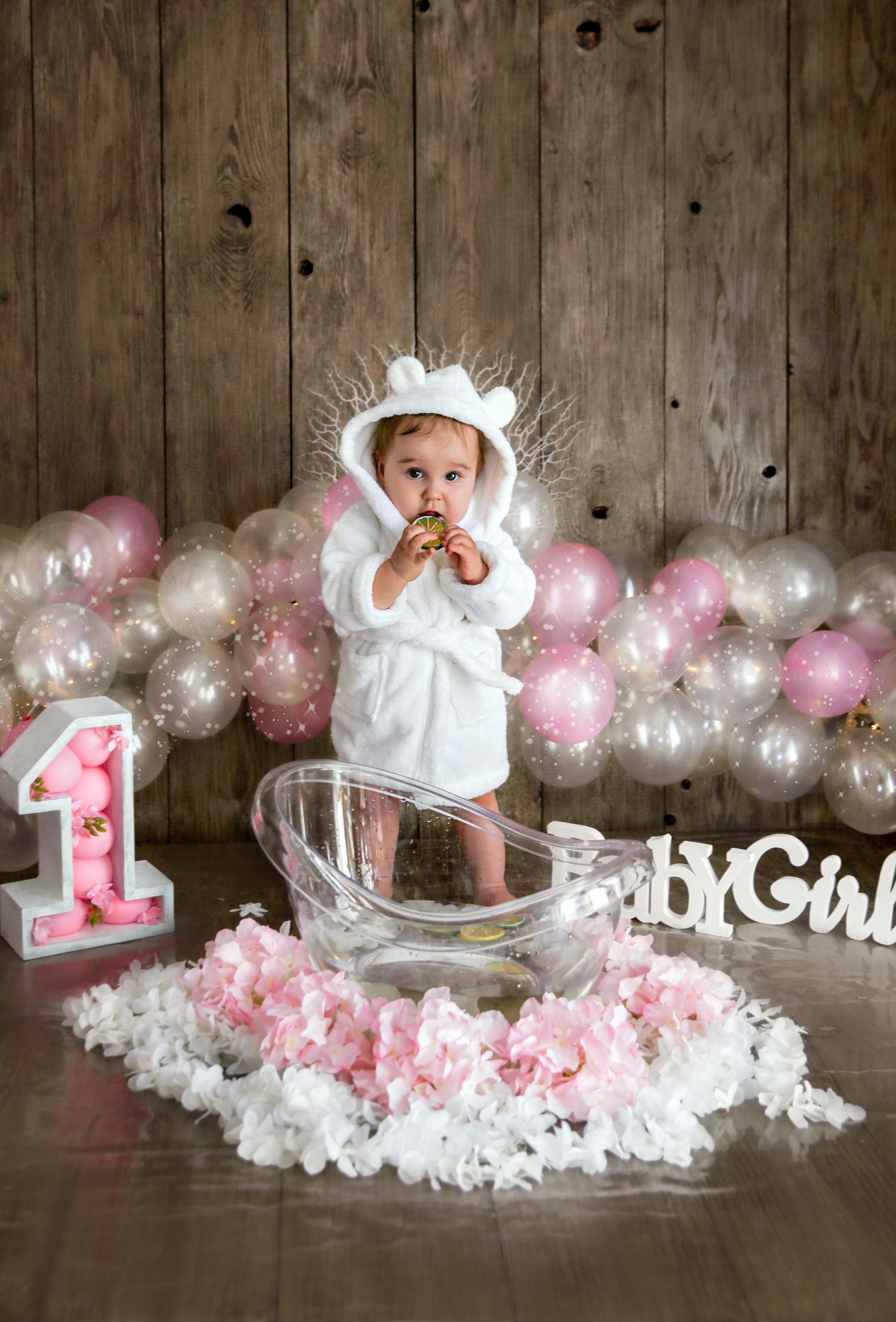 Фотосессия ГОДОВАСИЕ. Фотограф новорожденных, детей до года и беременных в Симферополе