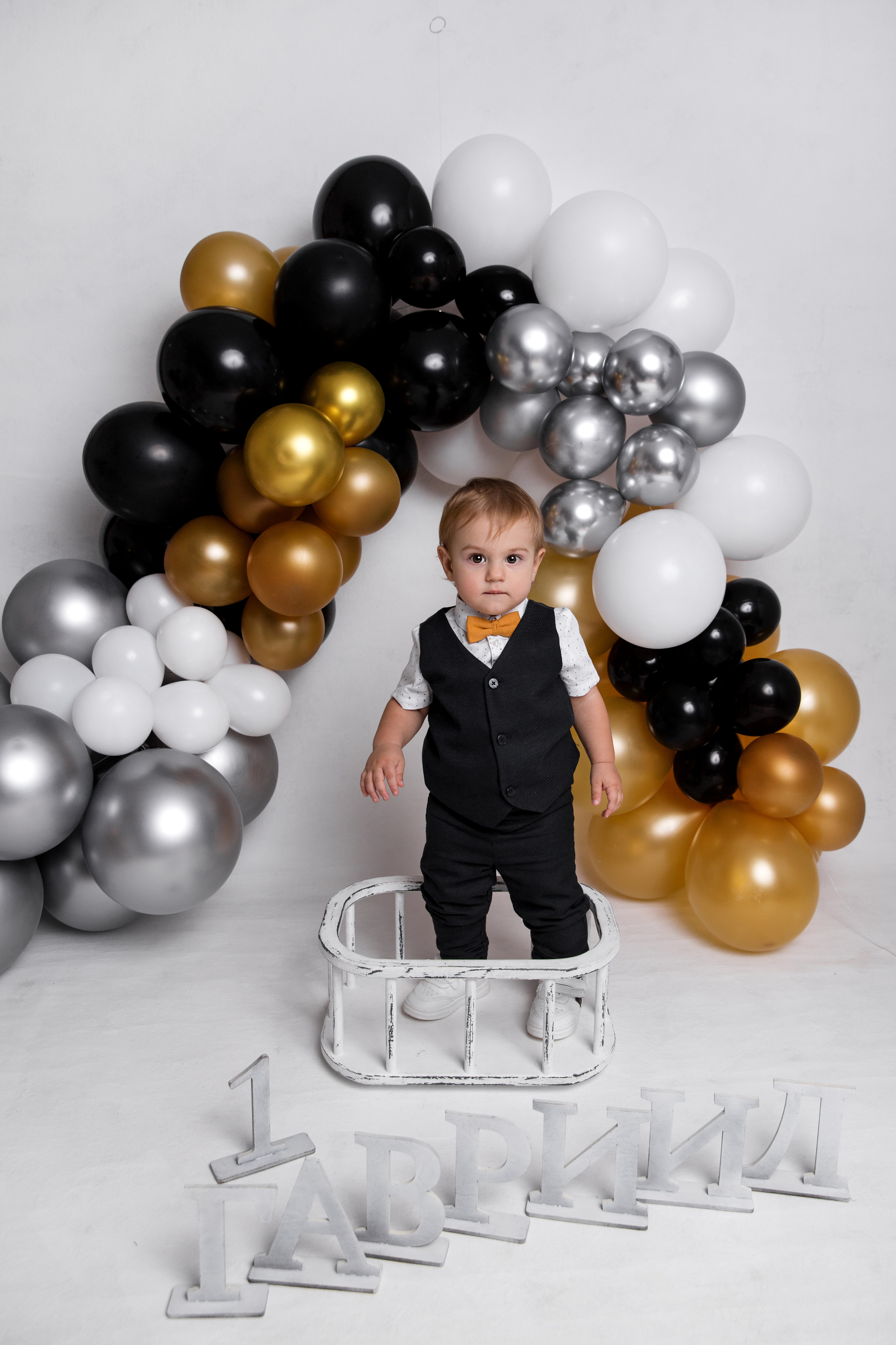 Фотосессия ГОДОВАСИЕ. Фотограф новорожденных, детей до года и беременных в Симферополе