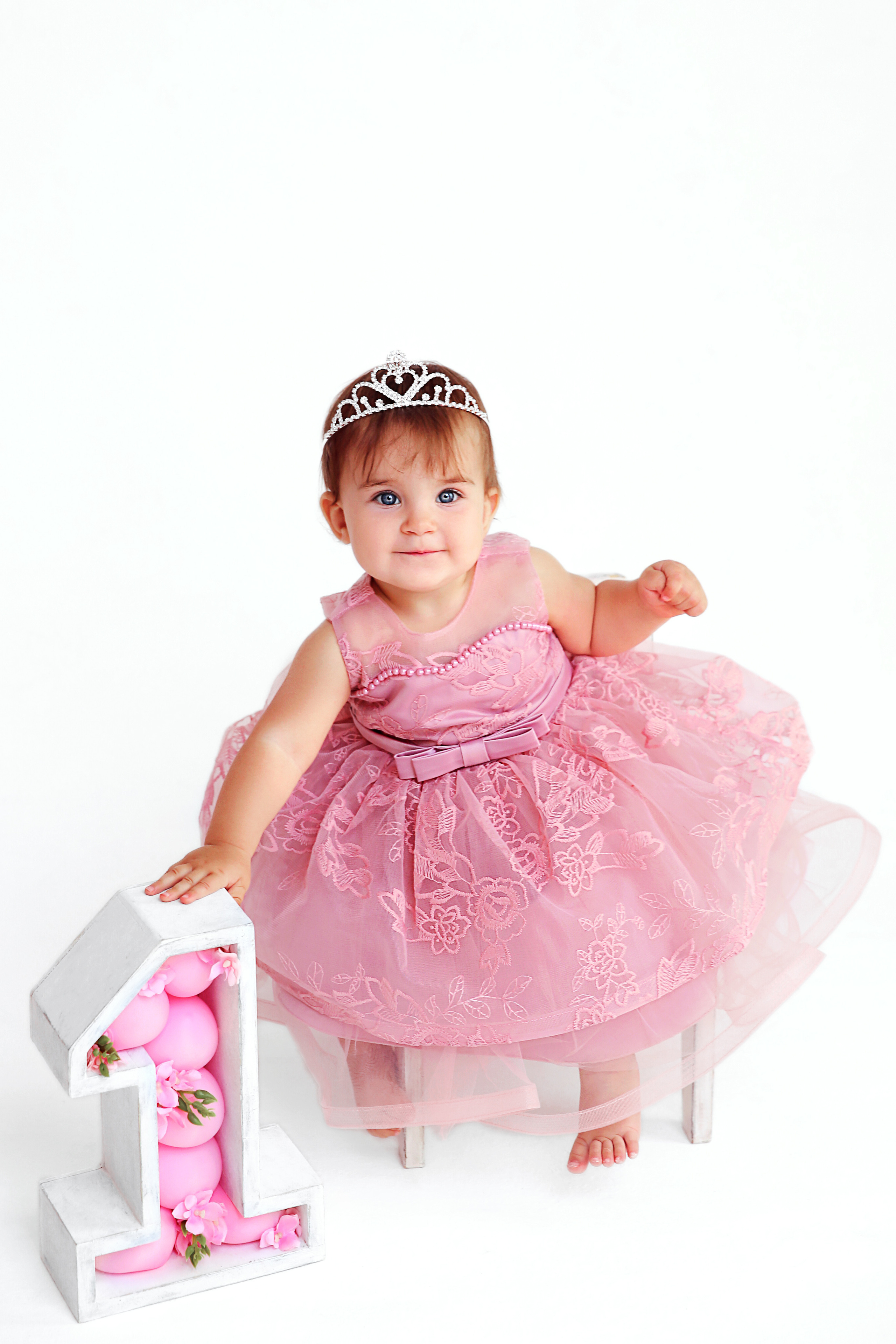 Фотосессия ГОДОВАСИЕ. Фотограф новорожденных, детей до года и беременных в Симферополе