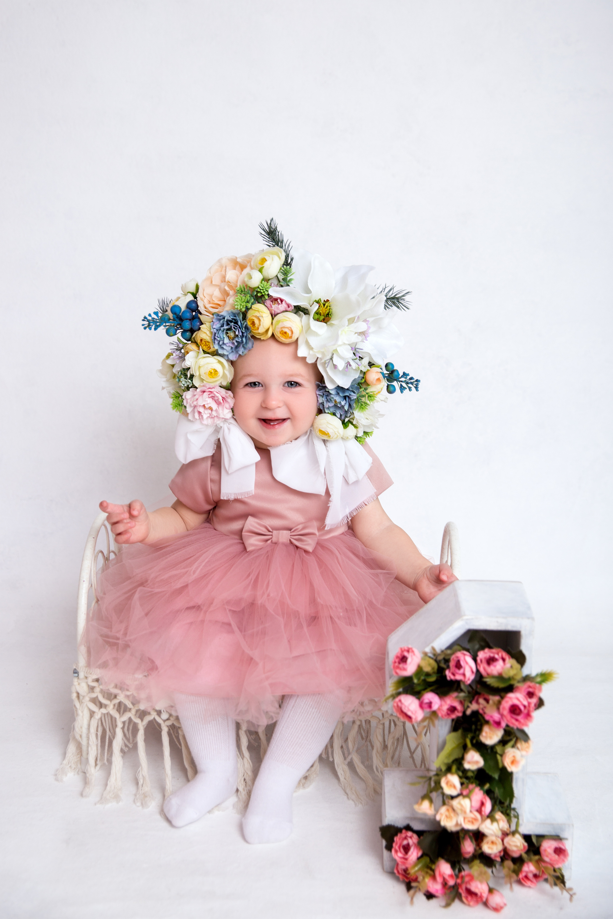 Фотосессия ГОДОВАСИЕ. Фотограф новорожденных, детей до года и беременных в Симферополе