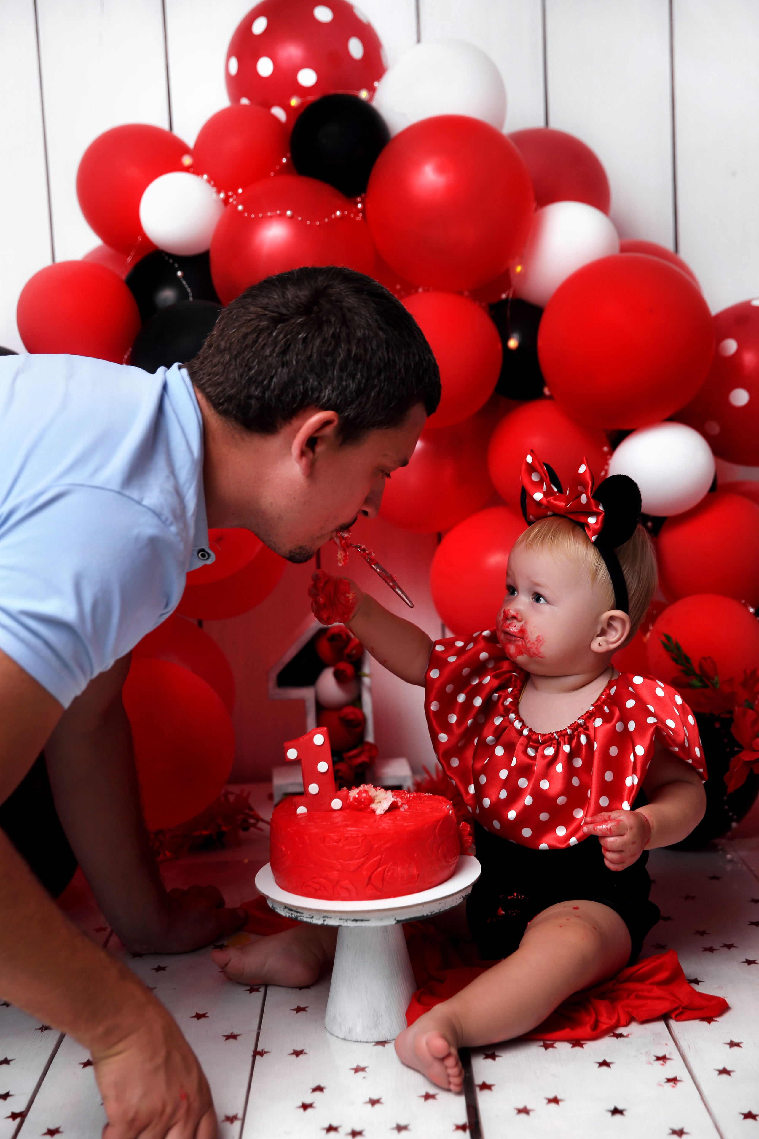 Фотосессия ГОДОВАСИЕ. Фотограф новорожденных, детей до года и беременных в Симферополе