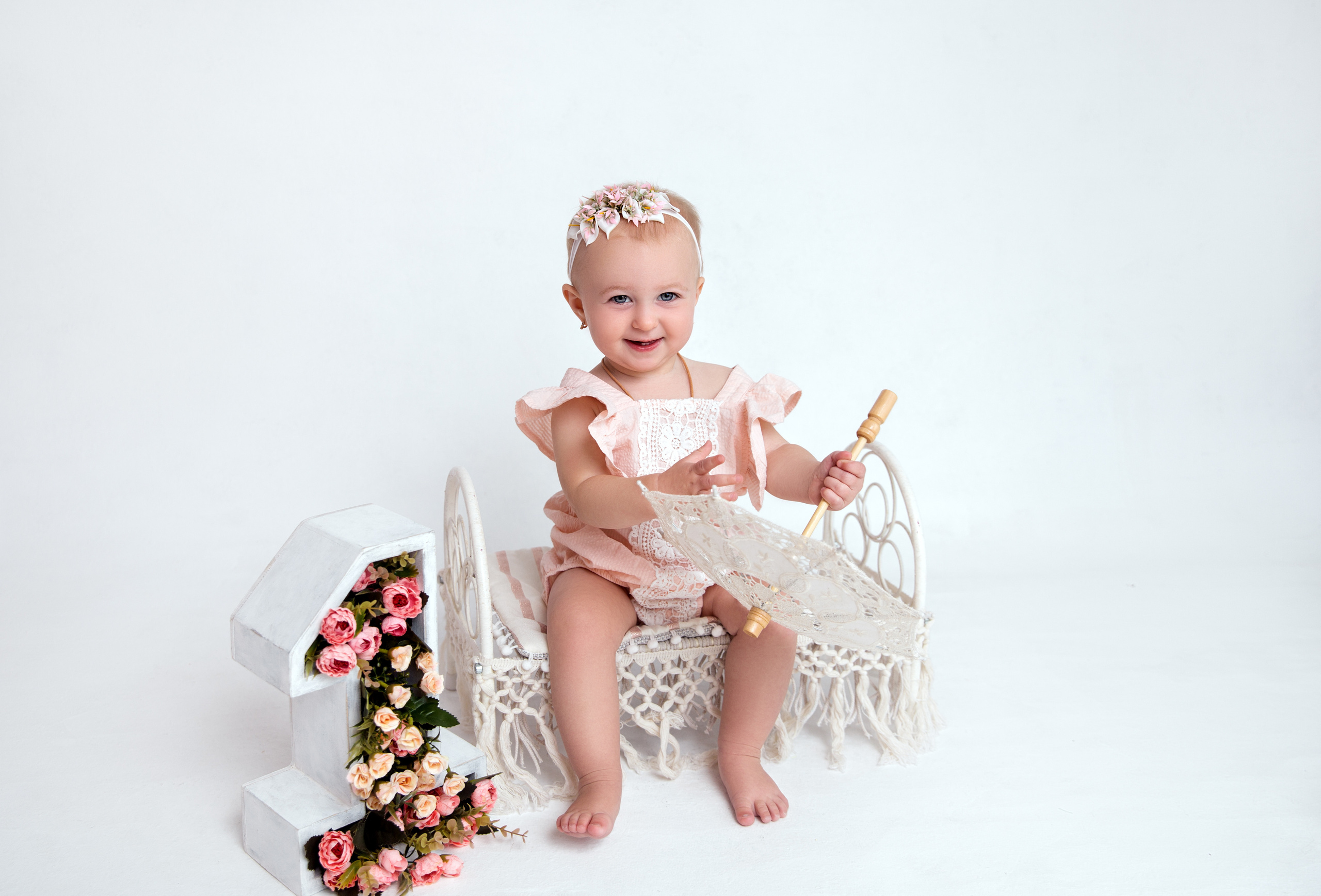 Фотосессия ГОДОВАСИЕ. Фотограф новорожденных, детей до года и беременных в Симферополе