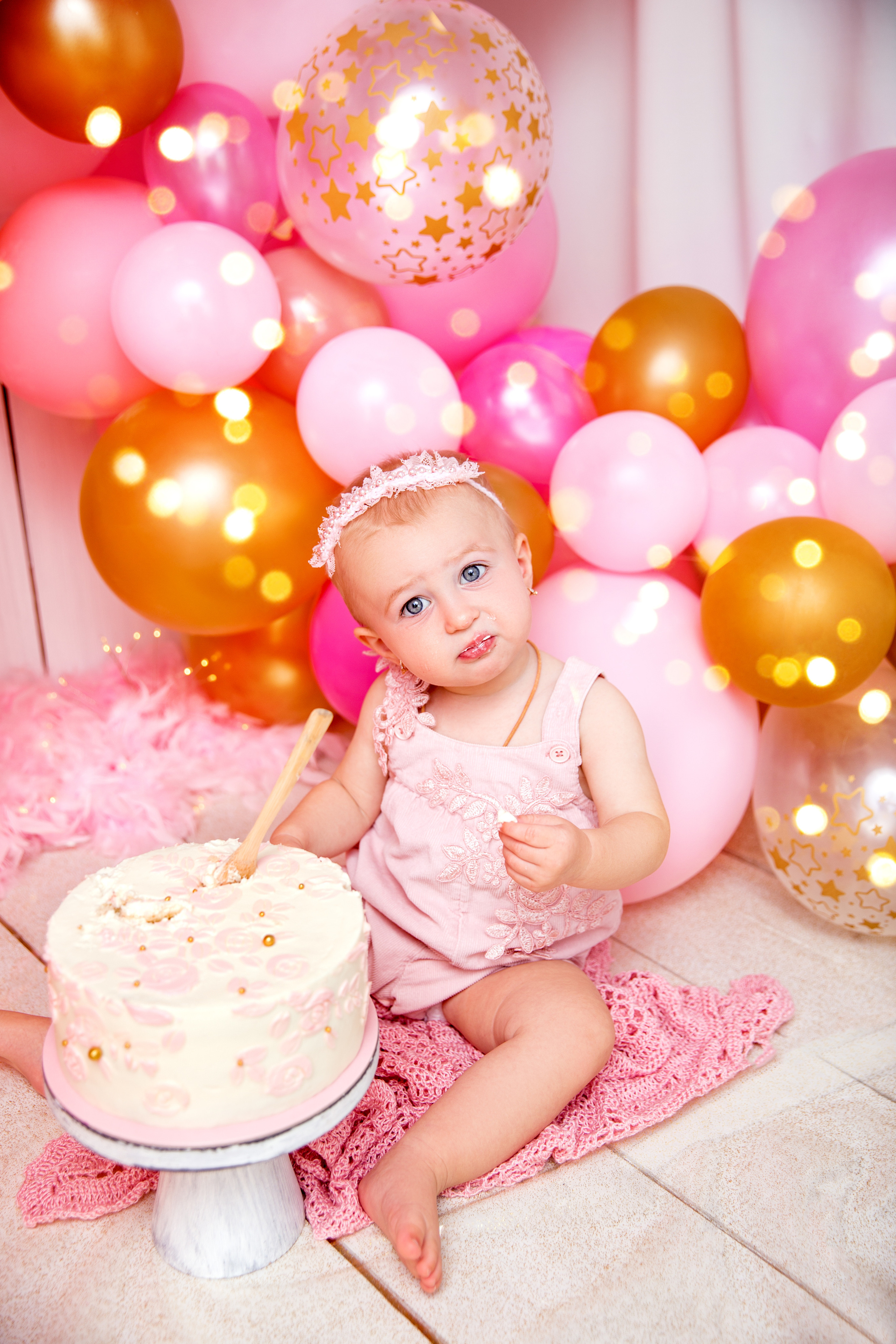 Фотосессия ГОДОВАСИЕ. Фотограф новорожденных, детей до года и беременных в Симферополе