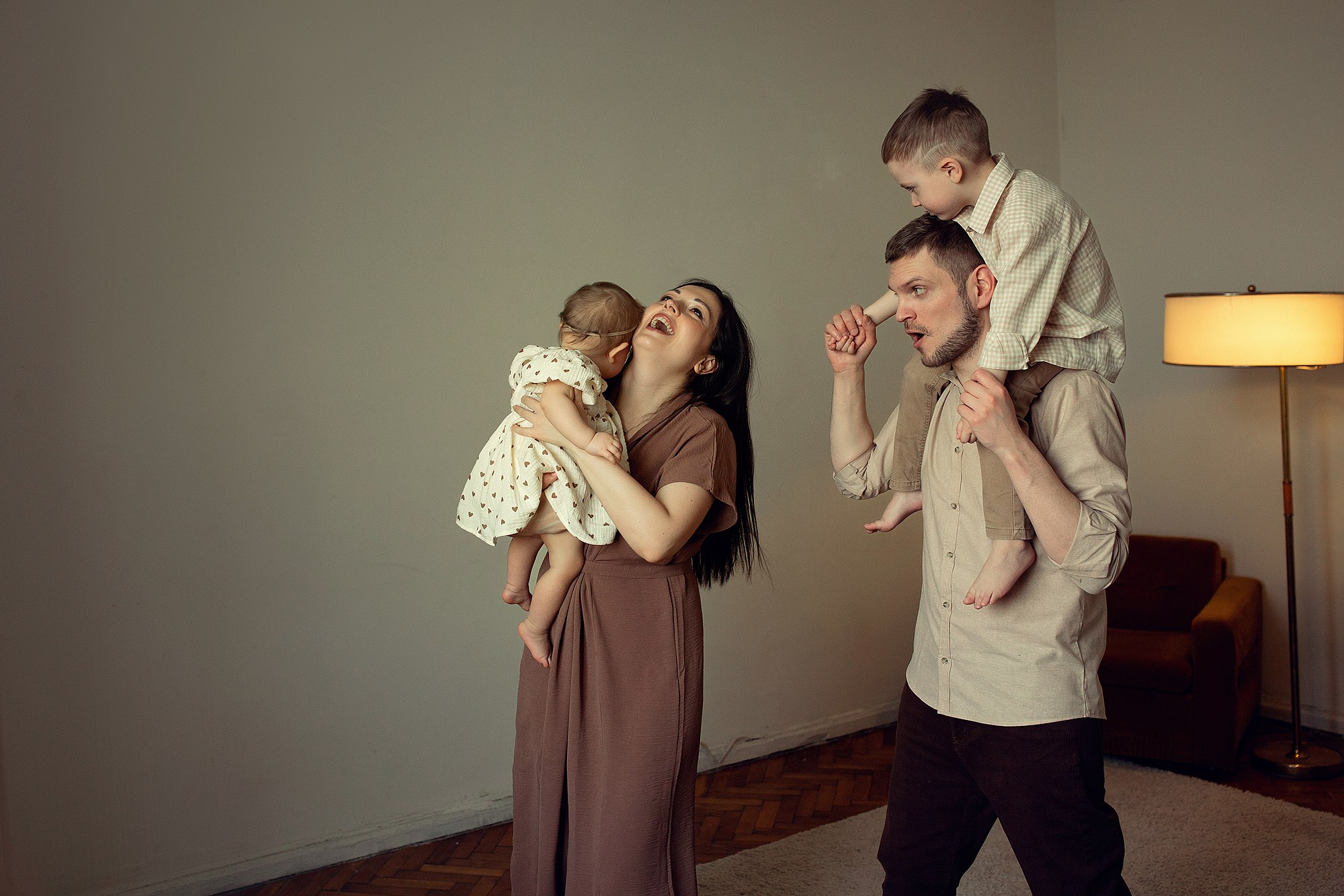 Семейная Фотосессия в винтажной квартире. Tatyana Nadezhdina Family photographer