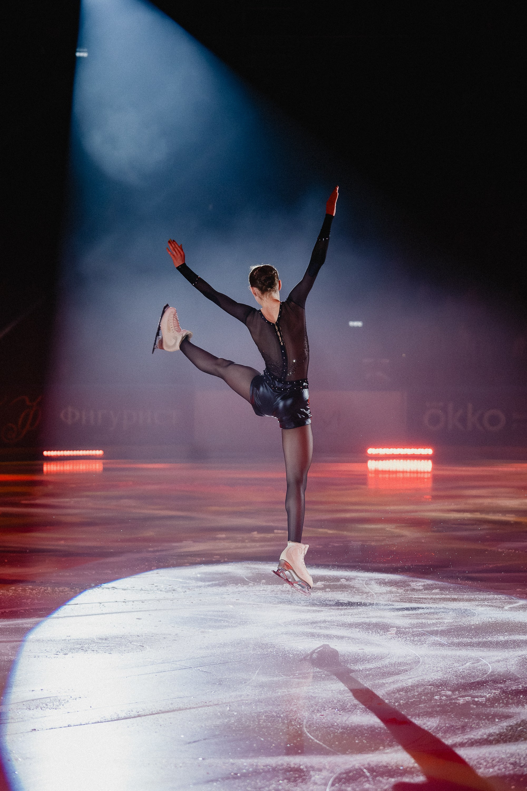 Шоу Этери Тутберидзе в Новосибирске. Воробьева Ксения — Спортивный и танцевальный фотограф Новосибирск