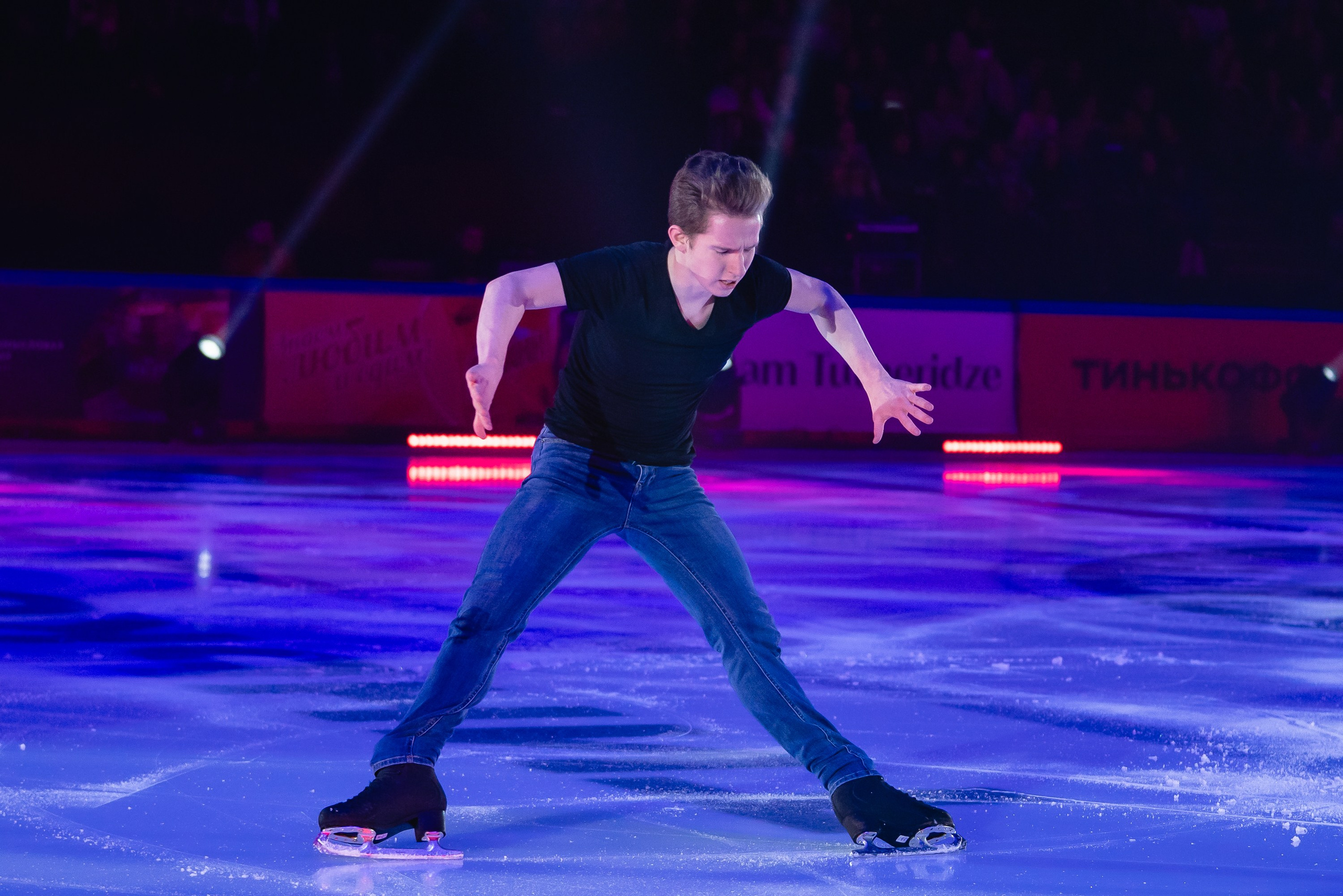 Шоу «Чемпионы на льду» в Новосибирске. Воробьева Ксения — Спортивный и танцевальный фотограф Новосибирск