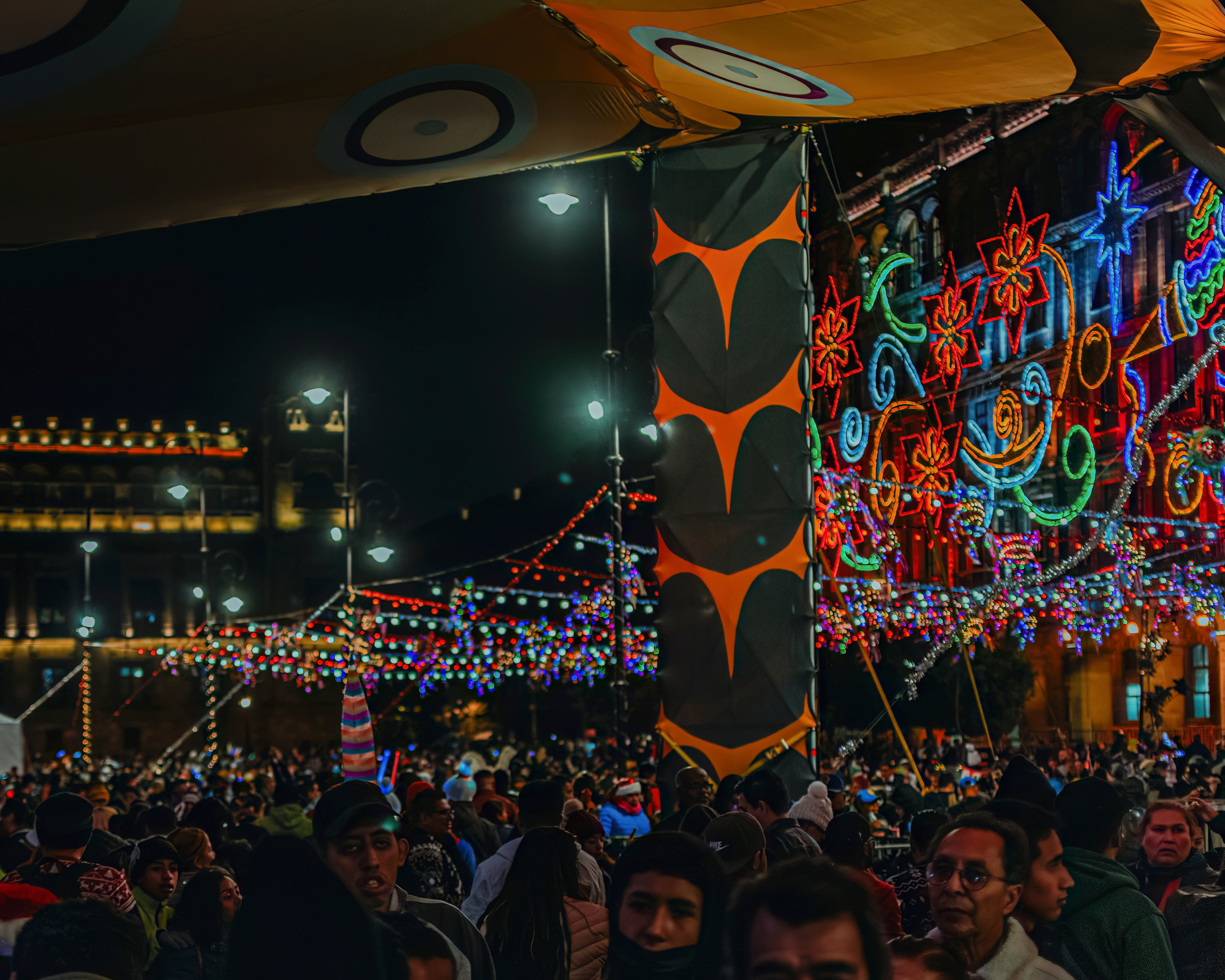 Lights of Zócalo. CDMX Photography | Alex Klenin| Portrait & Event Photographer