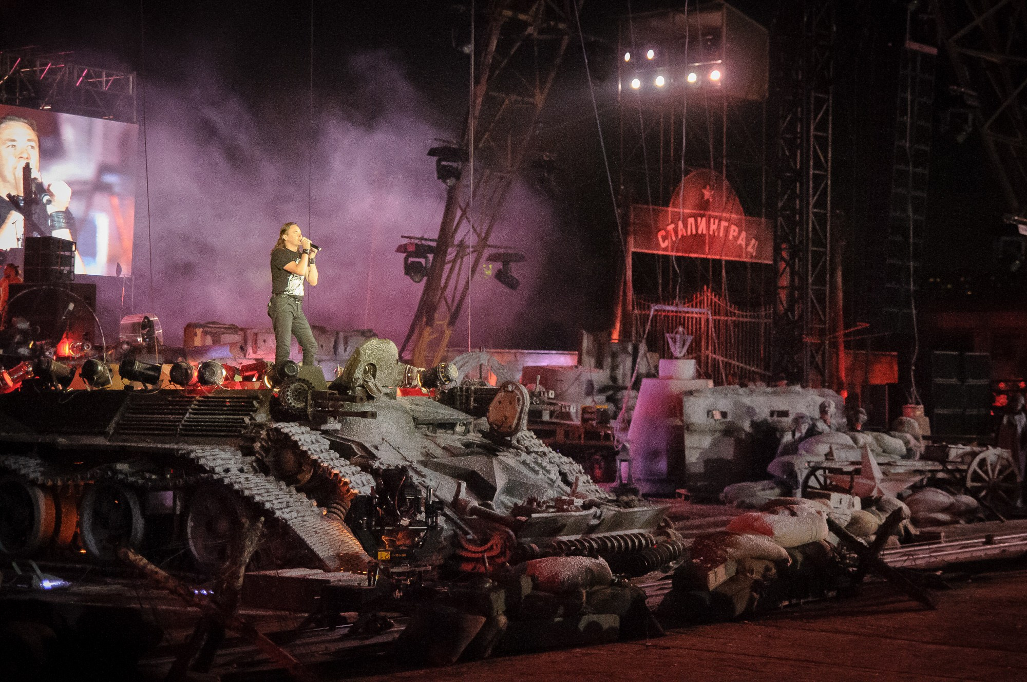 Группа "Ария" выступает на байк-шоу в Волгограде