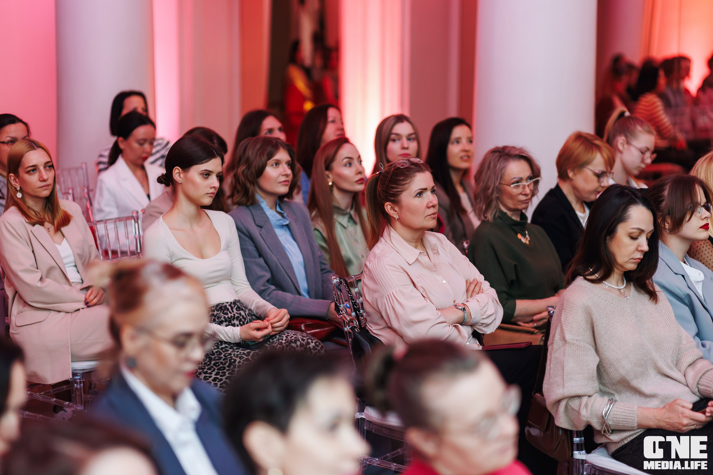 Форум Мой Бизнес — ДЕВИЧНИК. One Media Life: фоторепортажи, фотоотчеты с мероприятий и заведений
