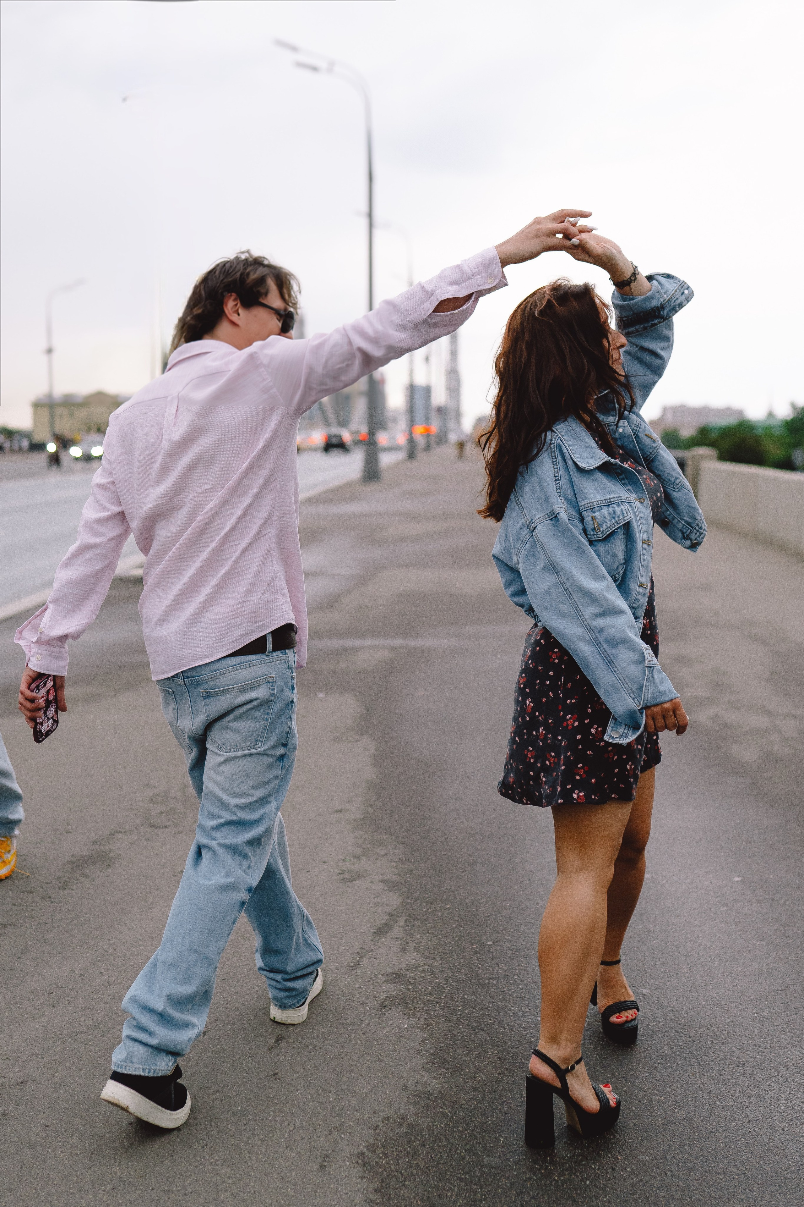 И под дождем. Андрейко Надежда