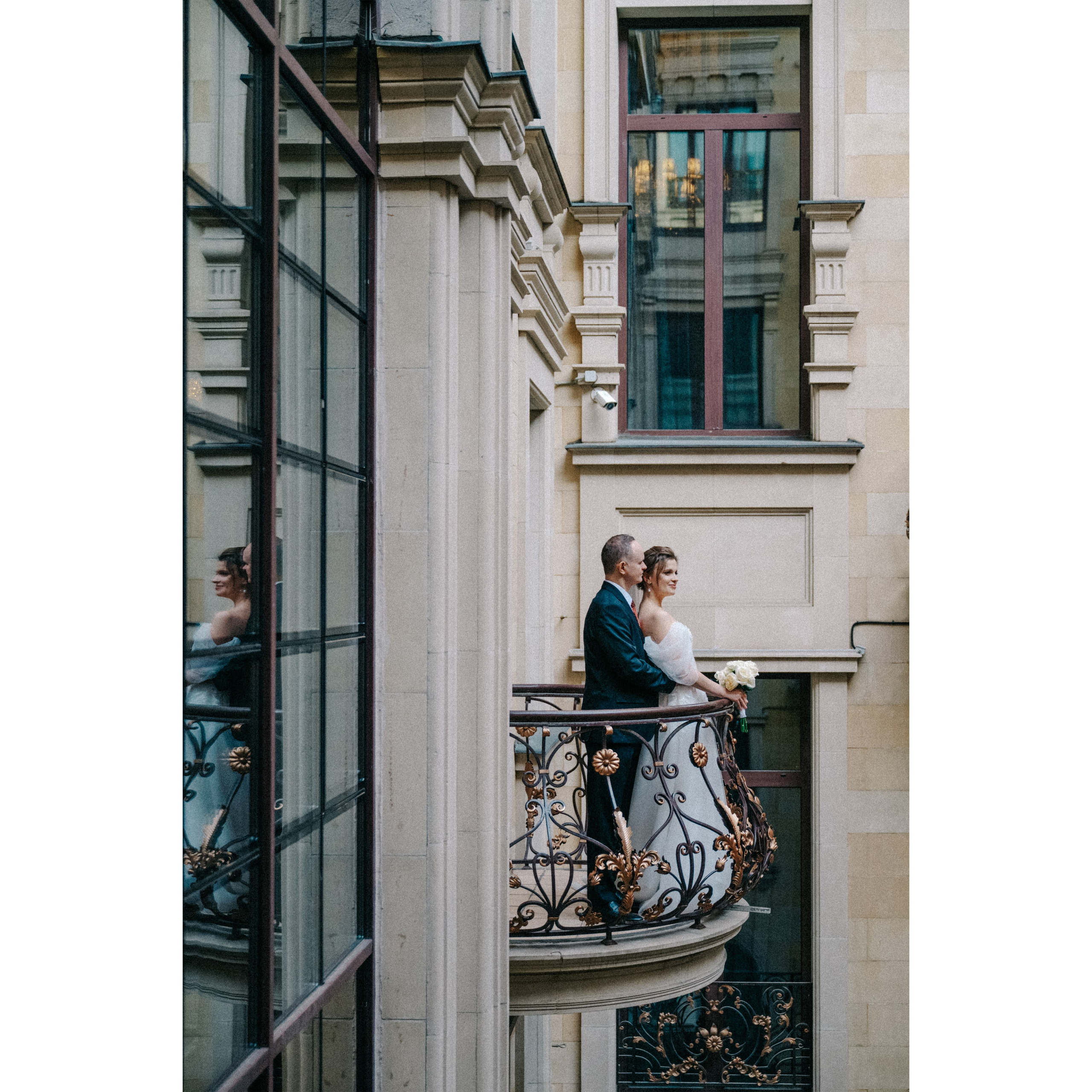 Свадьба для двоих с прогулкой в The St. Regis Москва Никольская 5*. Свадебный и семейный фотограф Виктория Носачёва. Щелково, Москва и МО