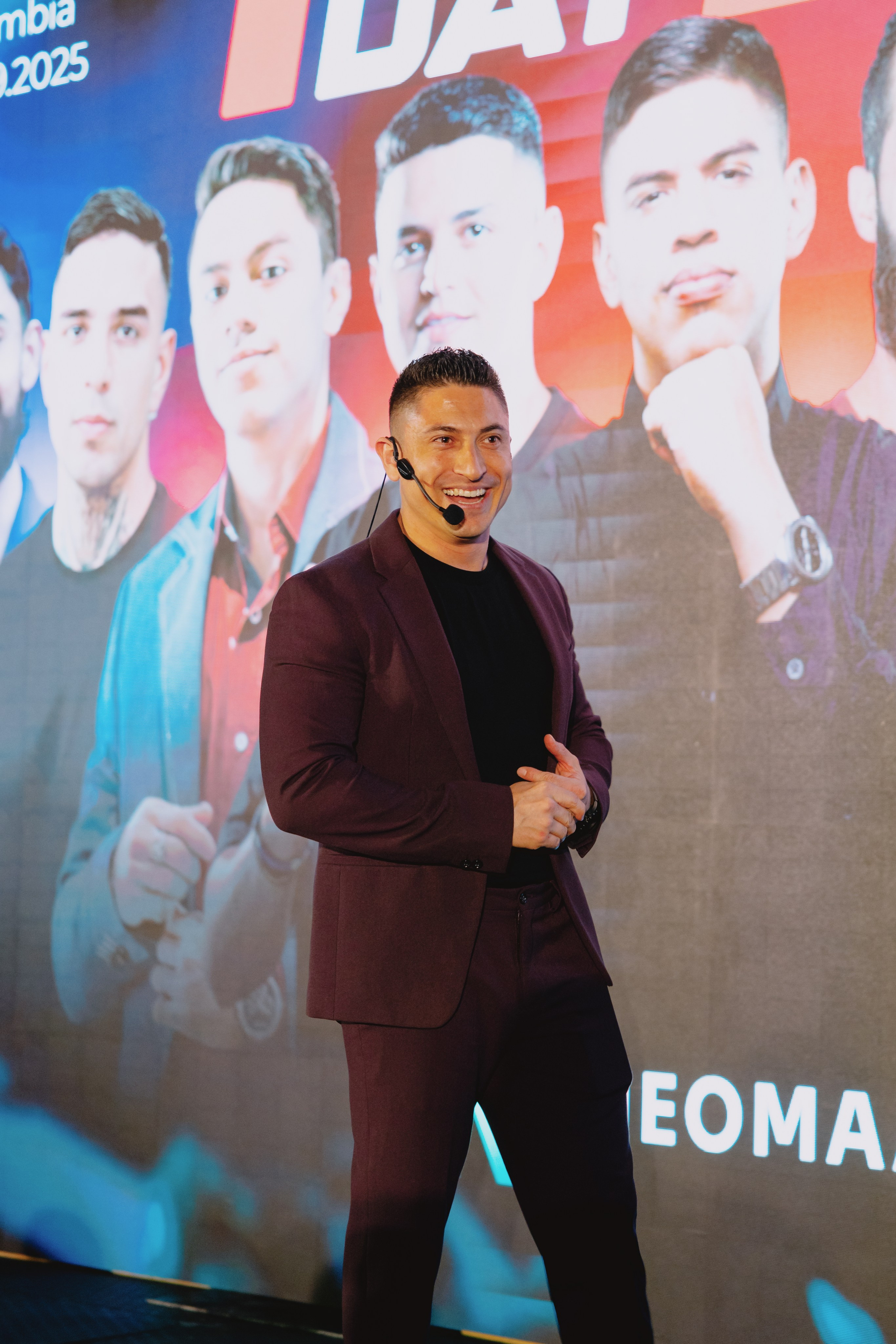 TRADERS DAY By NeomAAA Medellin. NeomAAA Funds Gallery