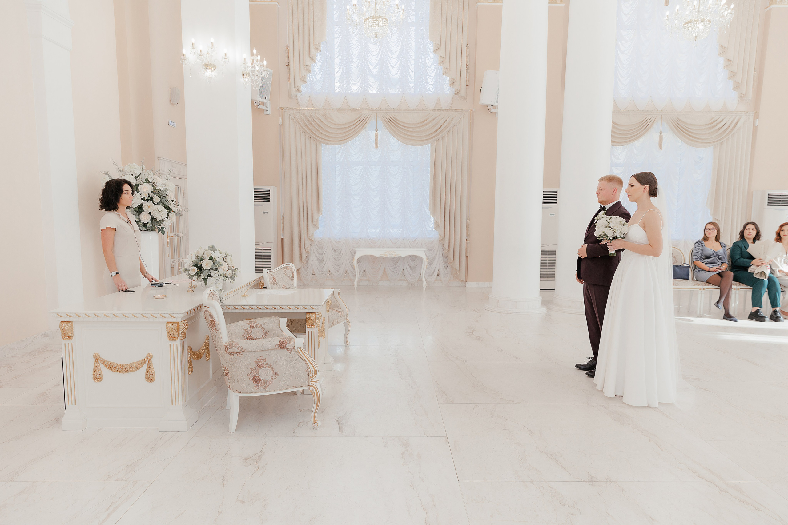 Фотограф на свадьбу в Твери и Тверской области. Свадебный и семейный фотограф в Твери и Тверской области