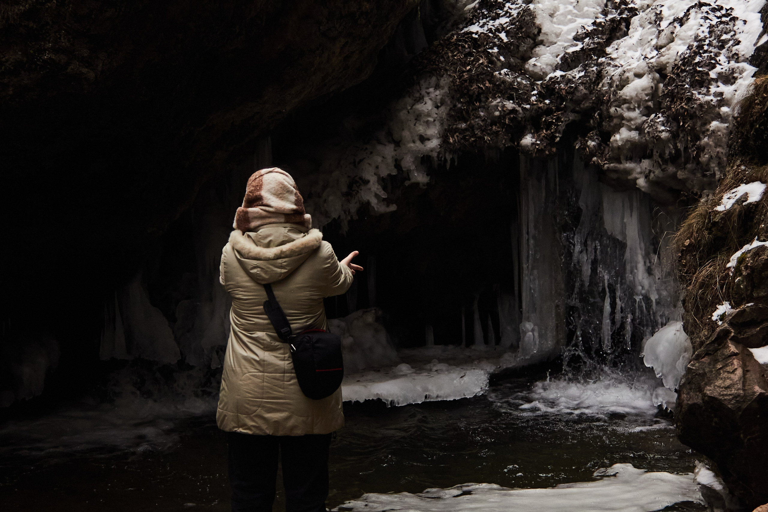 Контакты. Портретный и репортажный фотограф в Москве Алёна Никогосян