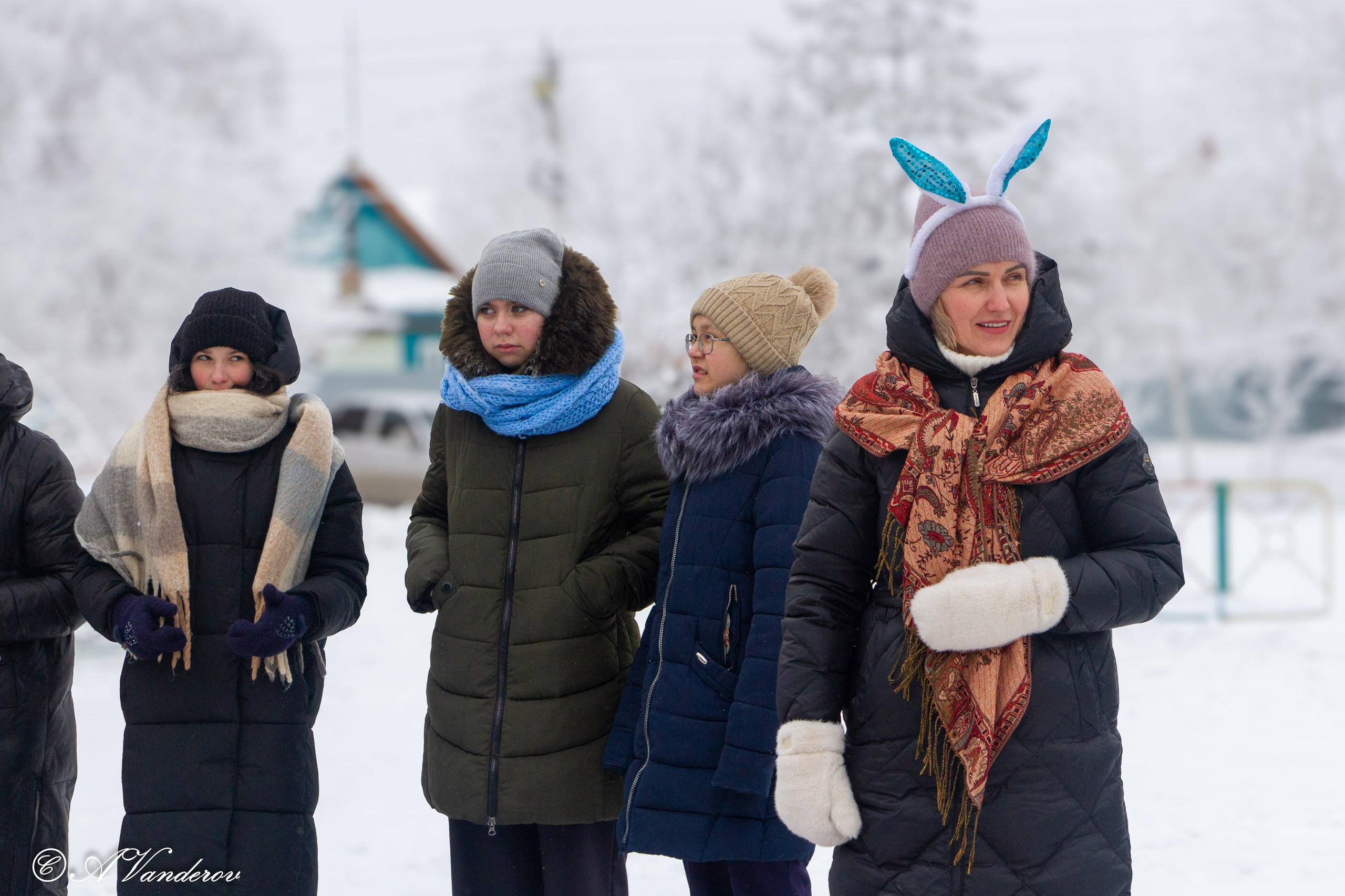 Праздник во дворе, ул. Осташковская-20. Фотограф Омск | Александр Вандеров
