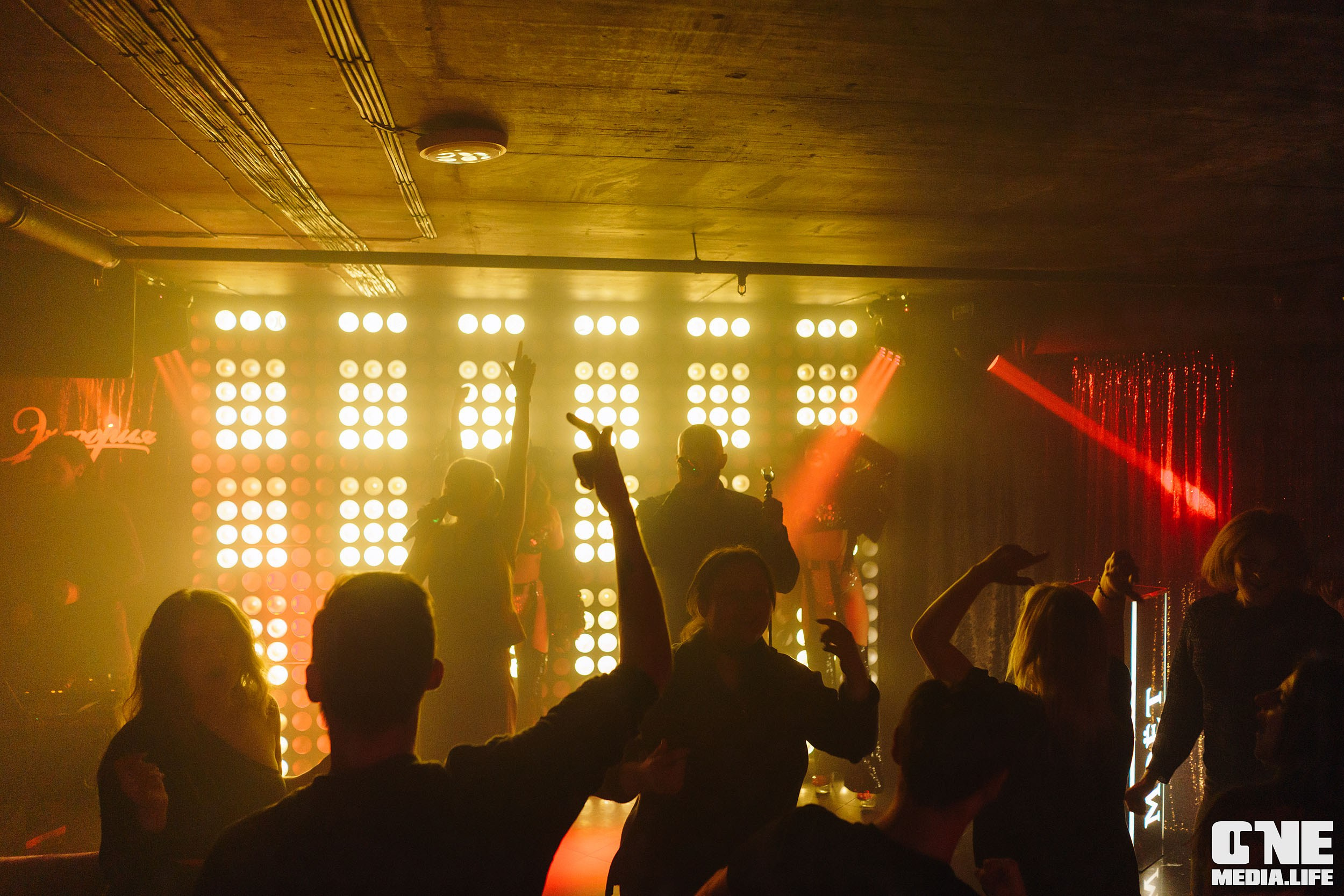 Фоторепортаж из караоке-клуба Эйфория. One Media Life: фоторепортажи, фотоотчеты с мероприятий и заведений