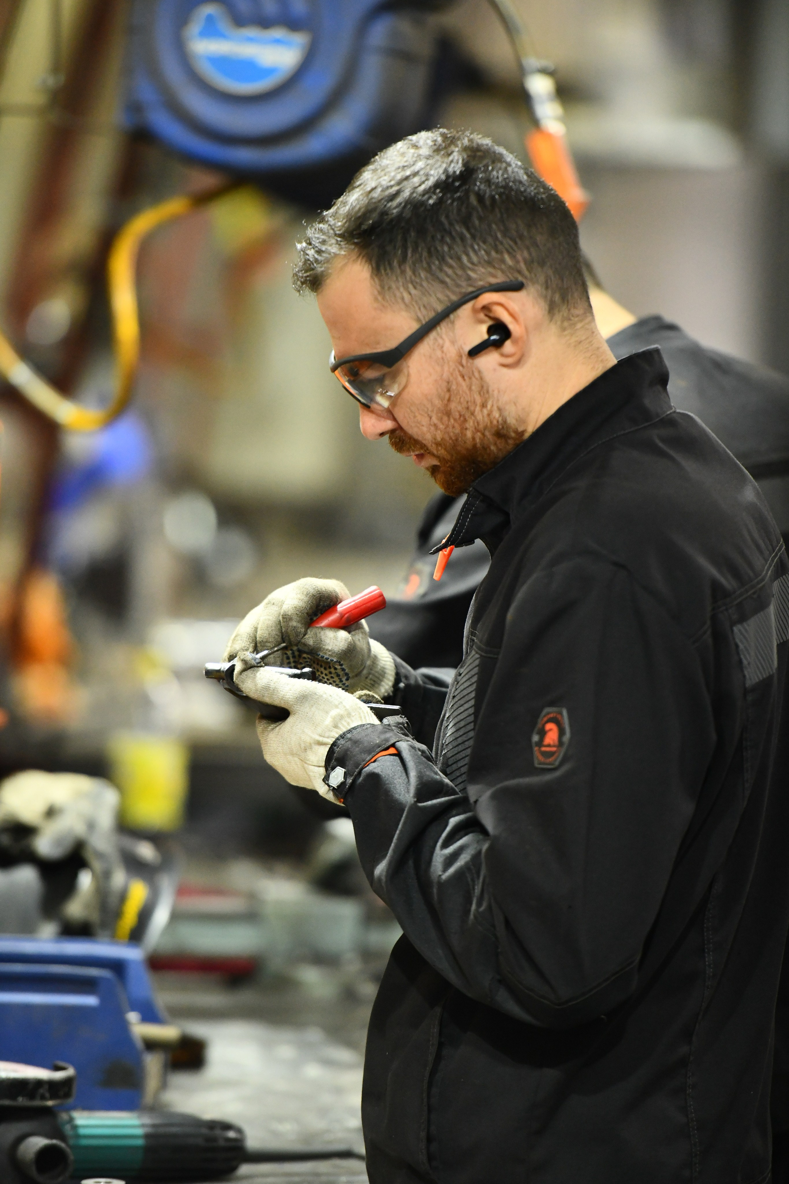 Репортаж с экскурсии на Завод ТРОМ. Репортажный и семейный фотограф — Шелихов Сергей