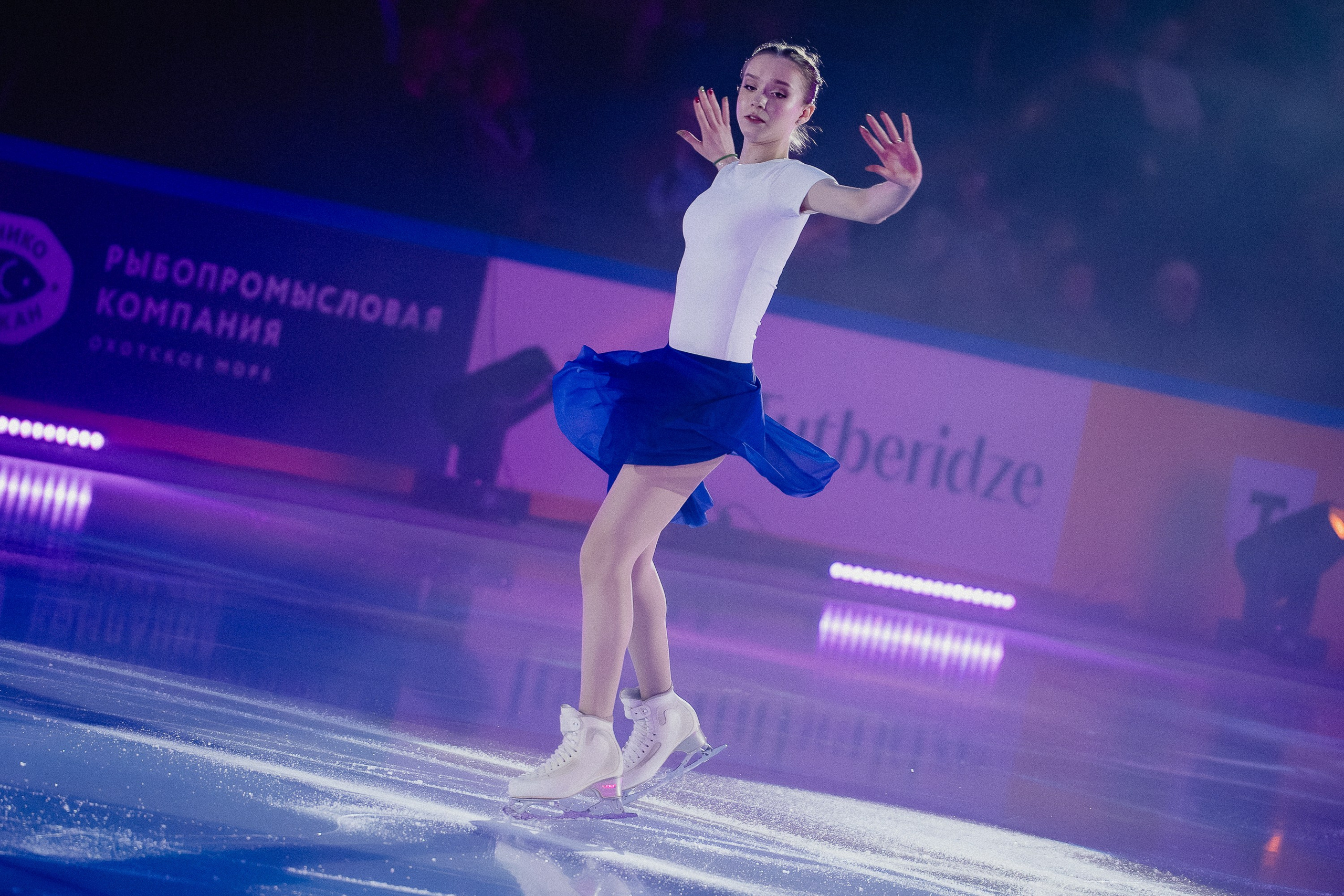 Шоу Этери Тутберидзе в Новосибирске. Воробьева Ксения — Спортивный и танцевальный фотограф Новосибирск