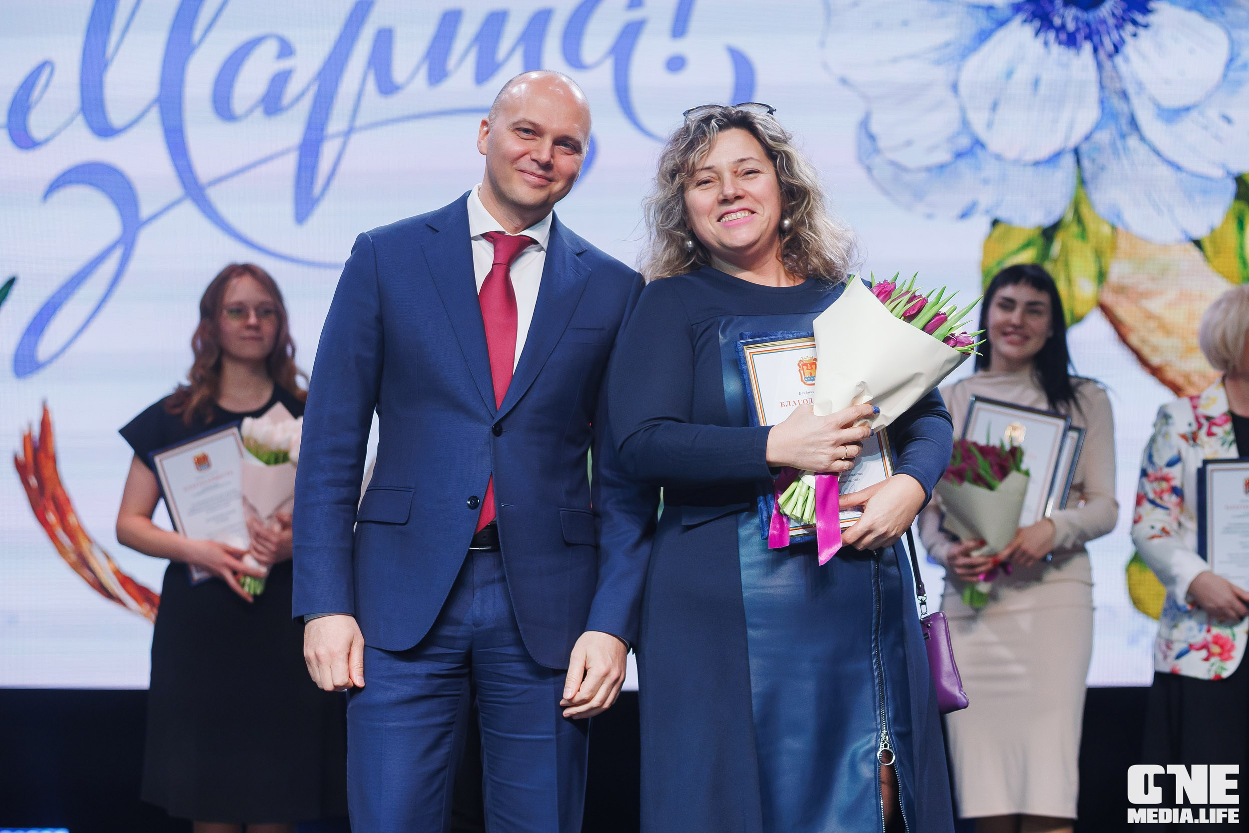 Фоторепортаж из Янтарь Холла. One Media Life: фоторепортажи, фотоотчеты с мероприятий и заведений