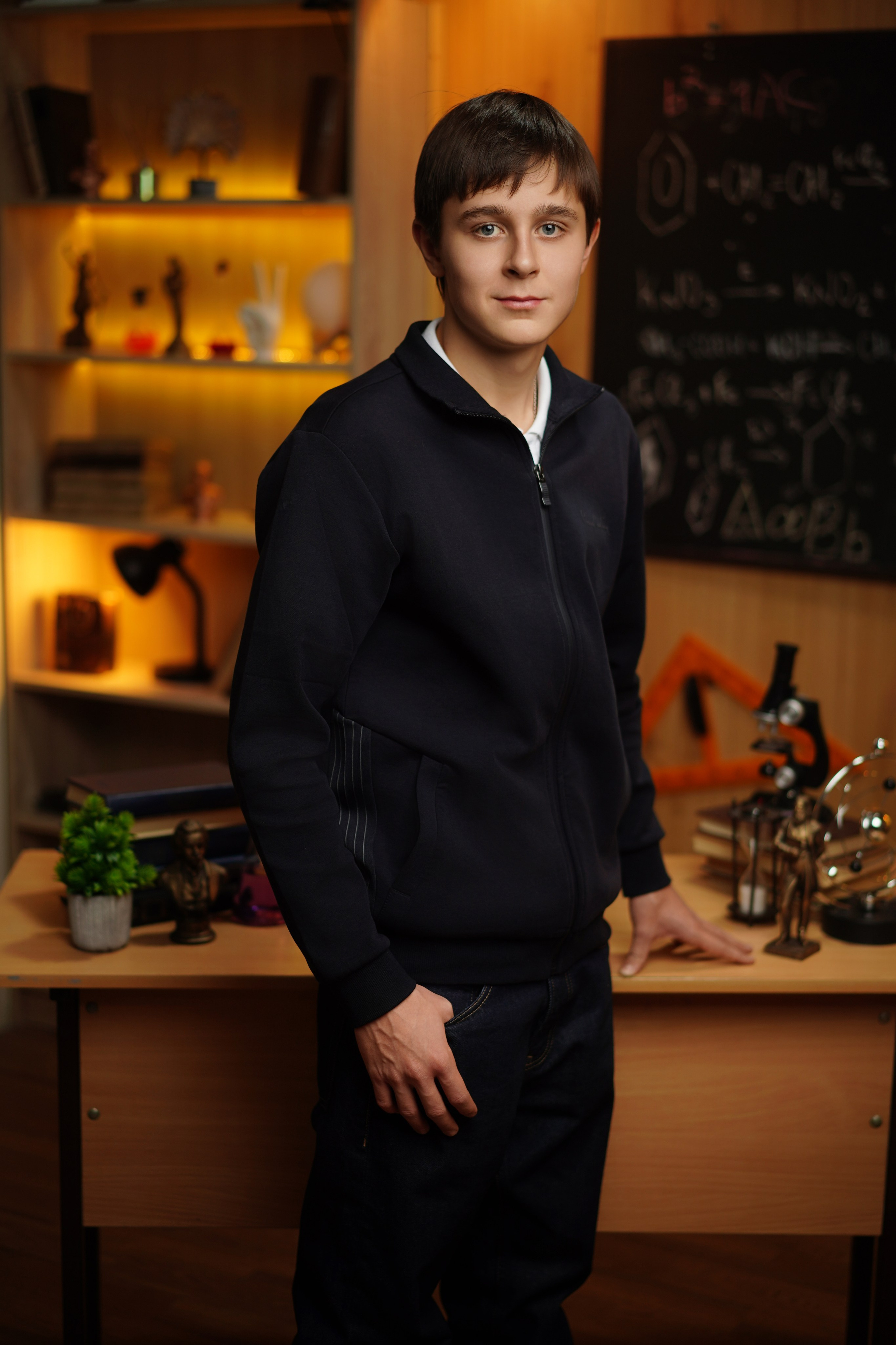 Стиль портрета в студии. GOTRA — выпускные альбомы в Тюмени