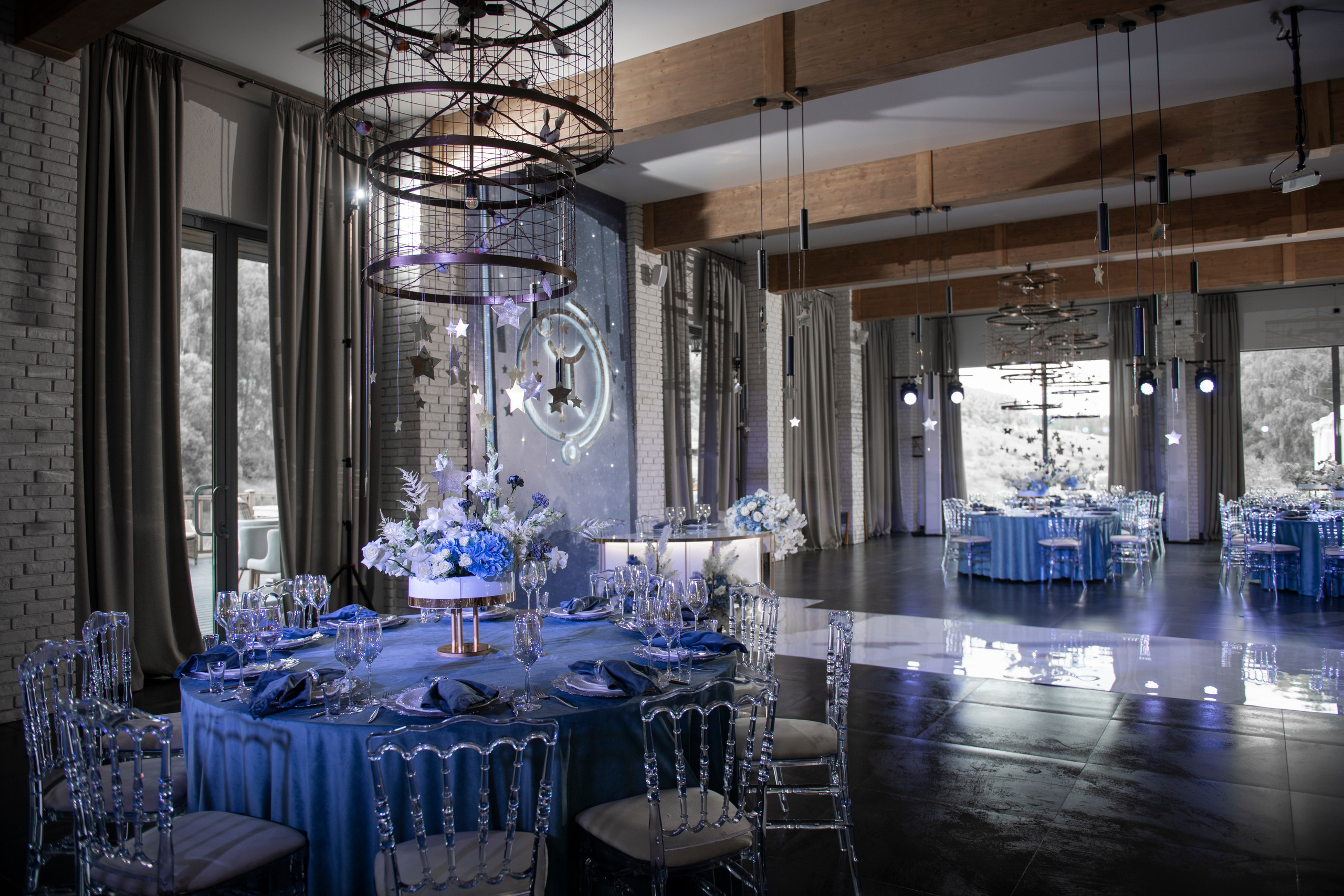 GEMINI. Rich Event Decor