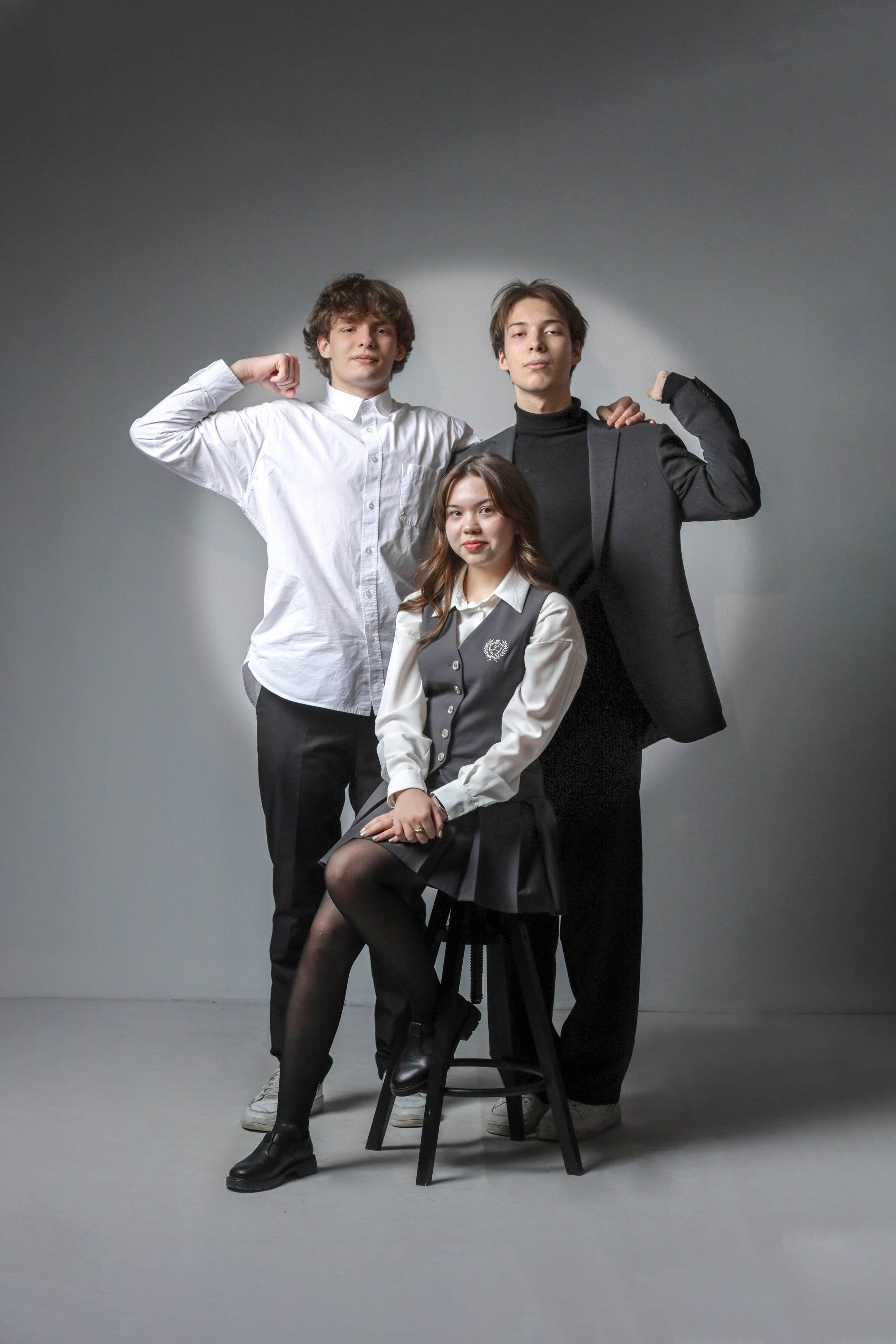 Выпускной альбом «Софиты». Выпускные альбомы в Тюмени для школ, садов, вузов спортивных секций