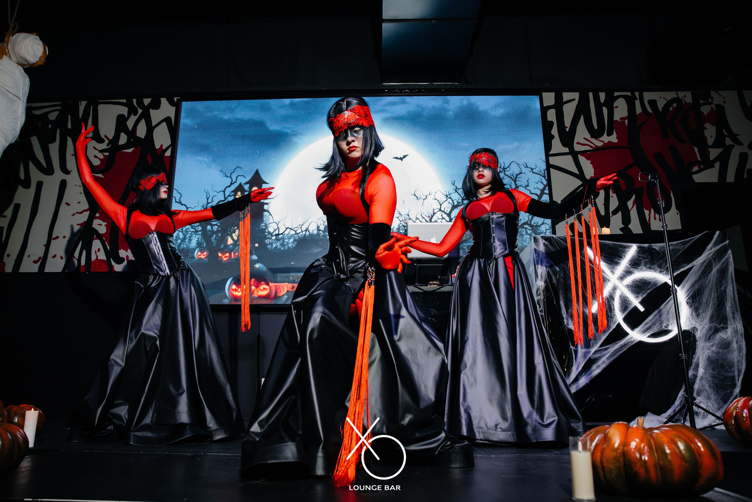 Halloween. Lounge Bar X.O