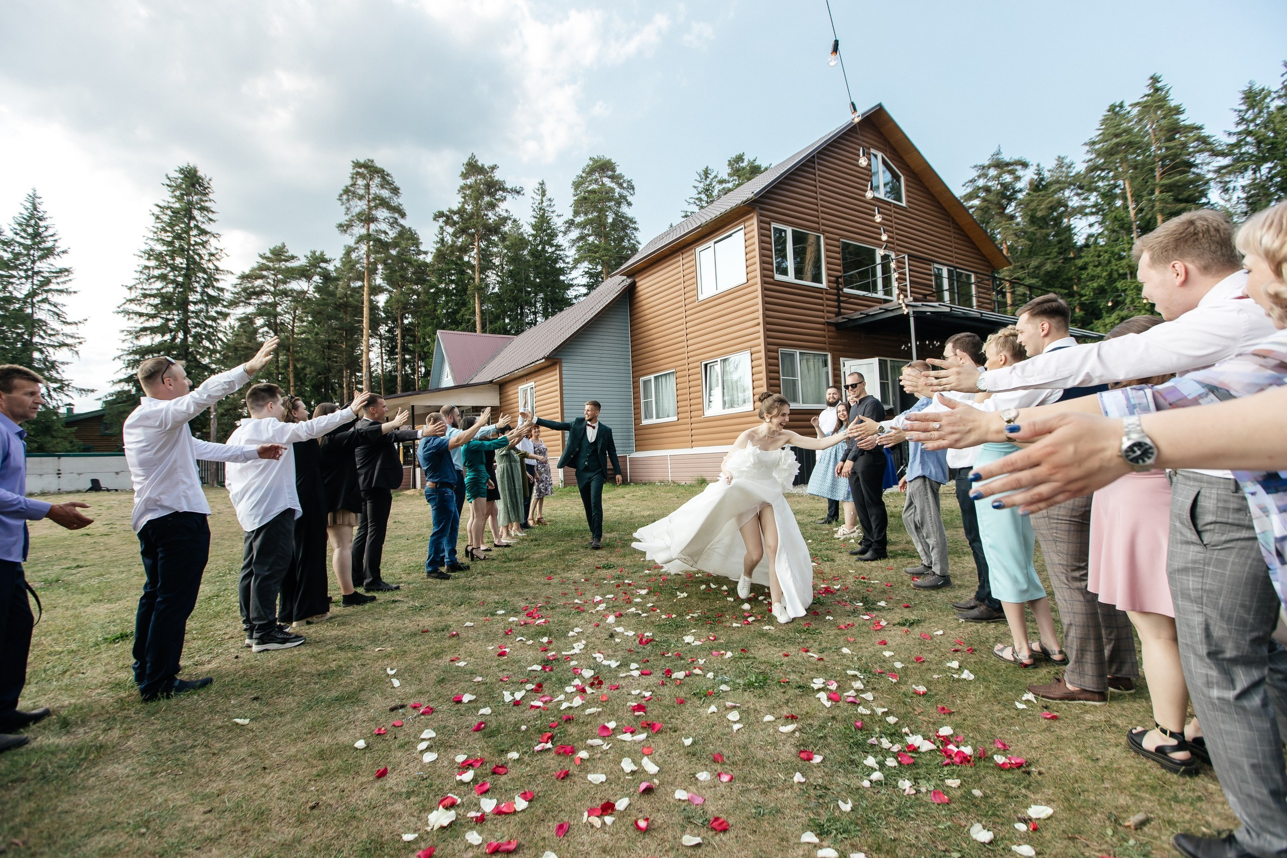 А & Ю | Камерная свадьба под открытым небом. Свадебный фотограф Настя Шелл г. Череповец