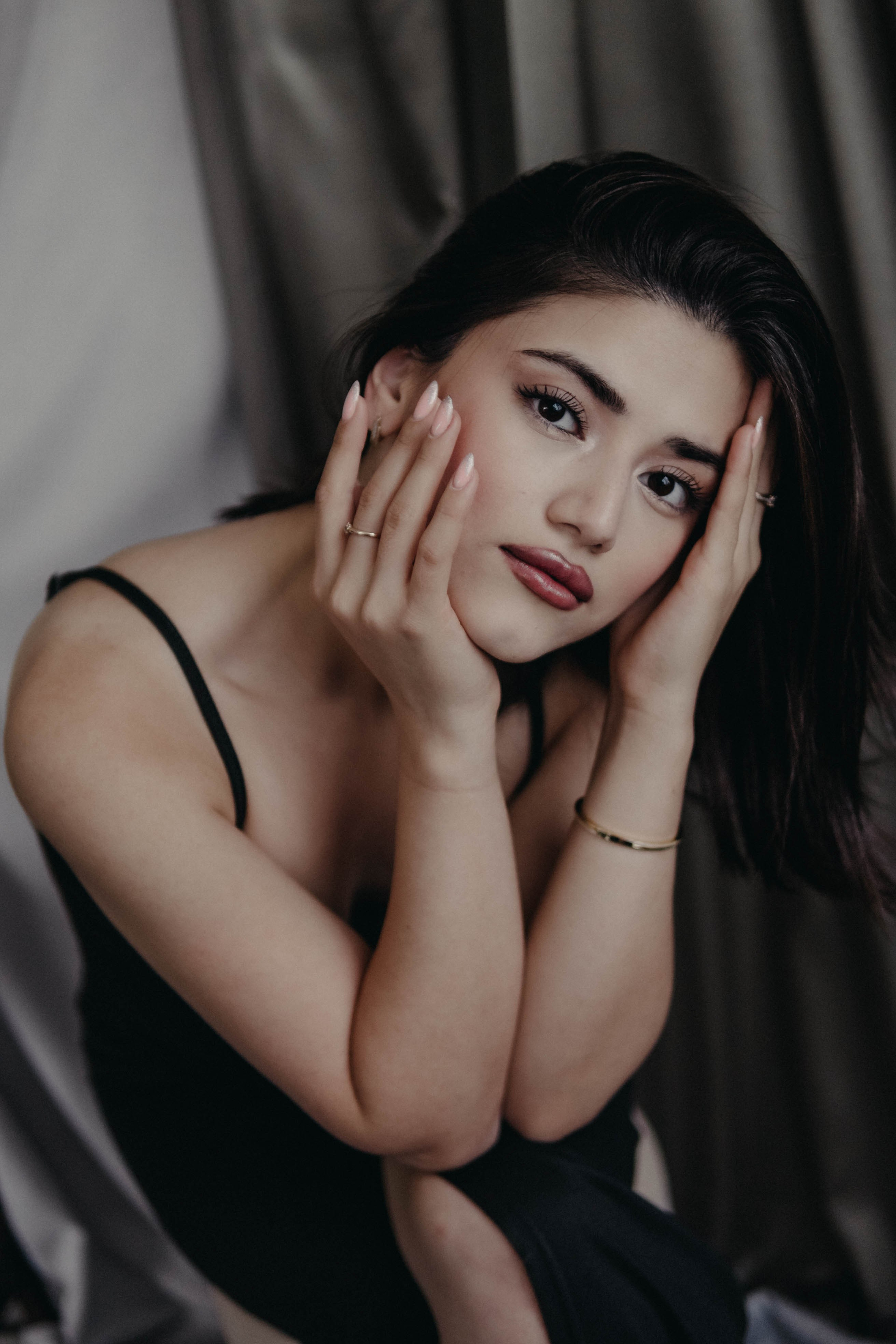 Мадина. Главная страница