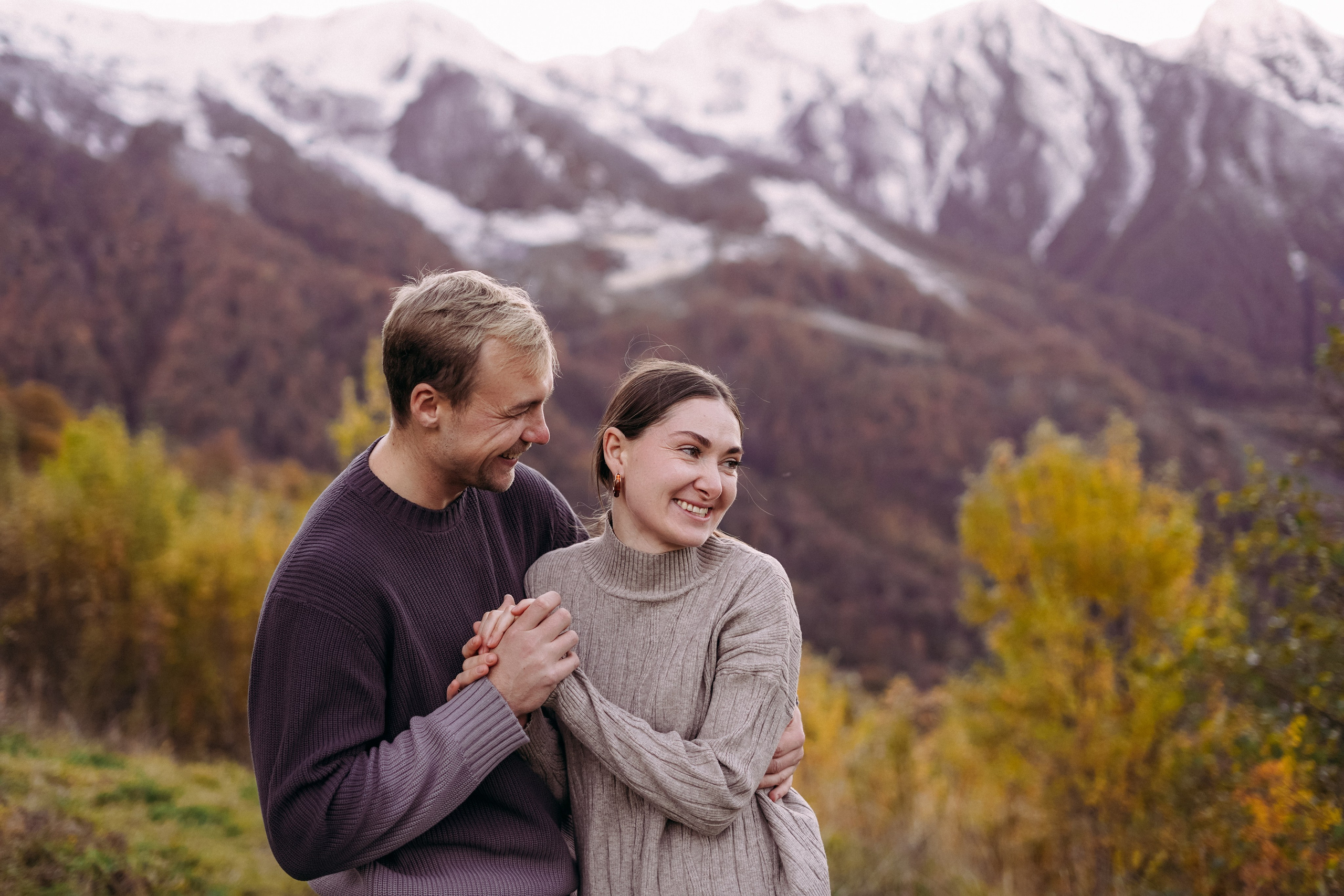Алексей, Анна и Валентина в Горной Олимпийской деревне. Фотограф в Сочи и Абхазии | Фототуры | September Air