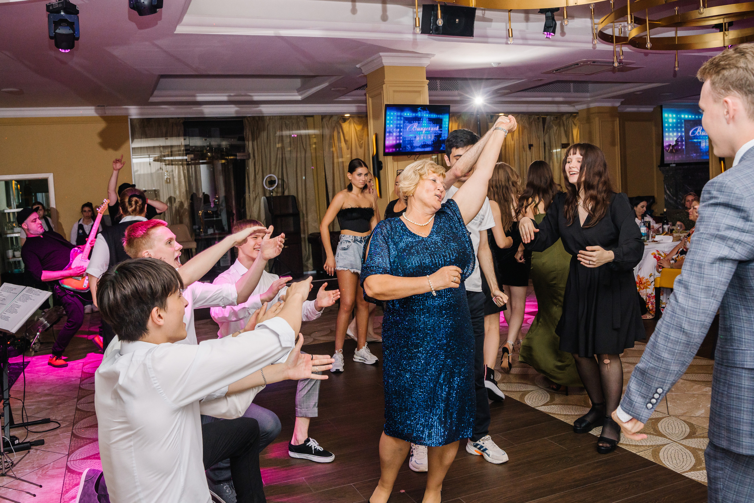 Репортаж. Forteens Выпускные альбомы в Нижнем Новгороде