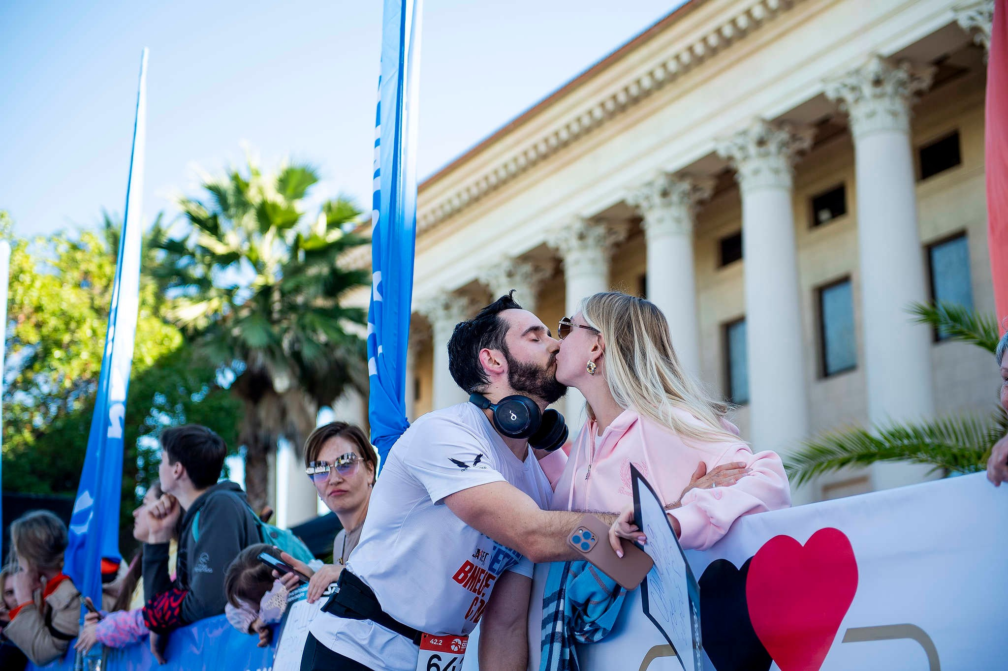 Поцелуй любви после марафона