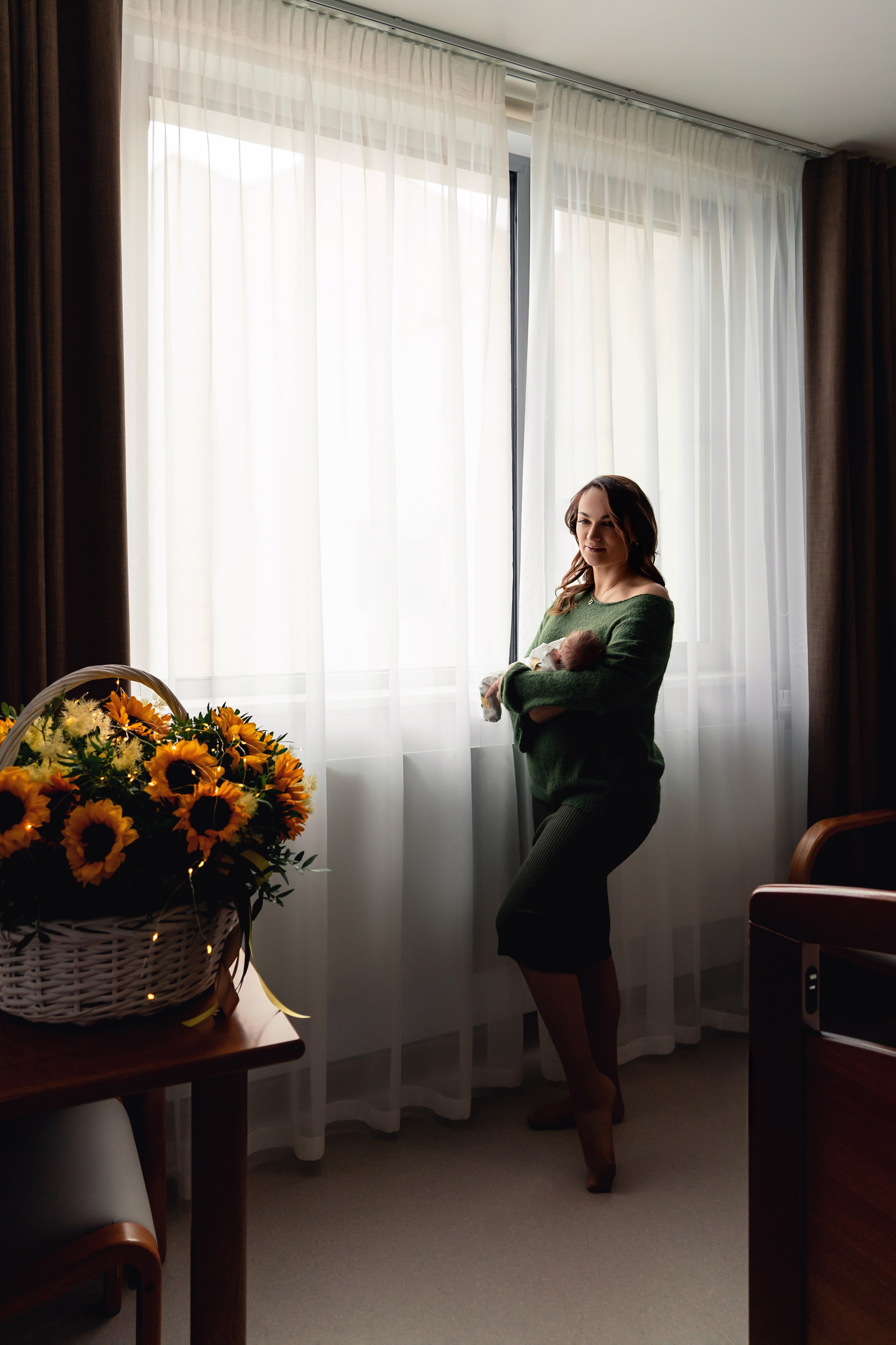 Выписка из роддома Лапино. Фотограф на выписку из роддома Москва. Фотограф \ Видеограф на Крещение, Венчание Москва| Семейные съемки