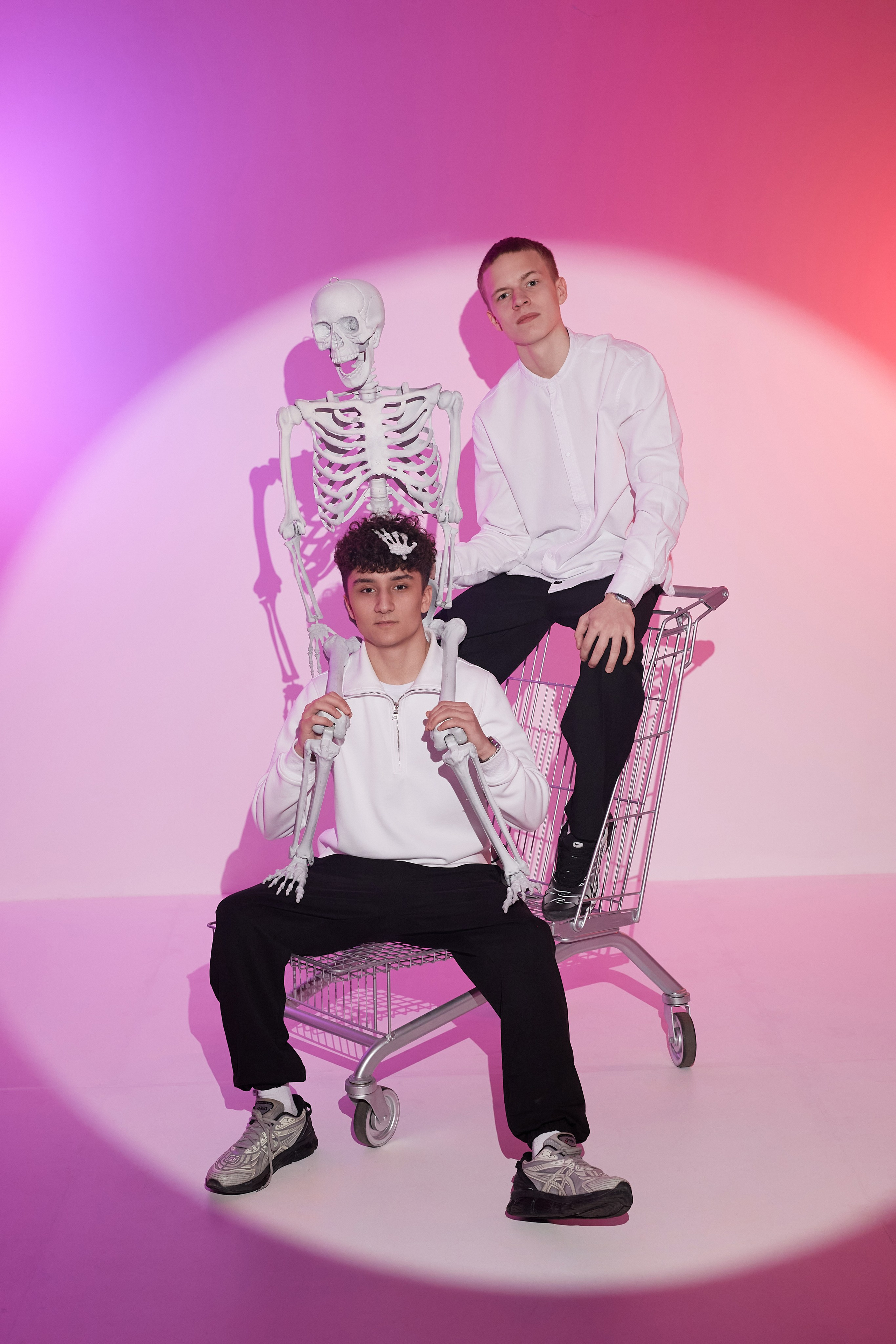 Выпускные альбомы в Тюмени для школ, садов, вузов спортивных секций