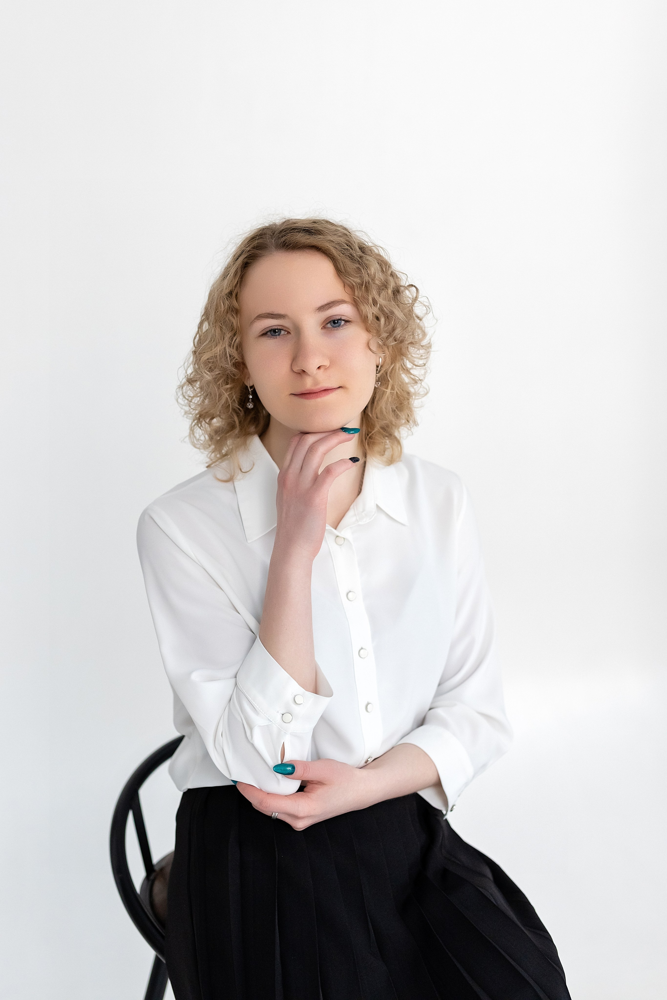 Выпускной альбом Владивосток 11 класс. Стильный выпускной альбом Владивосток фотограф Вероника Мигачева