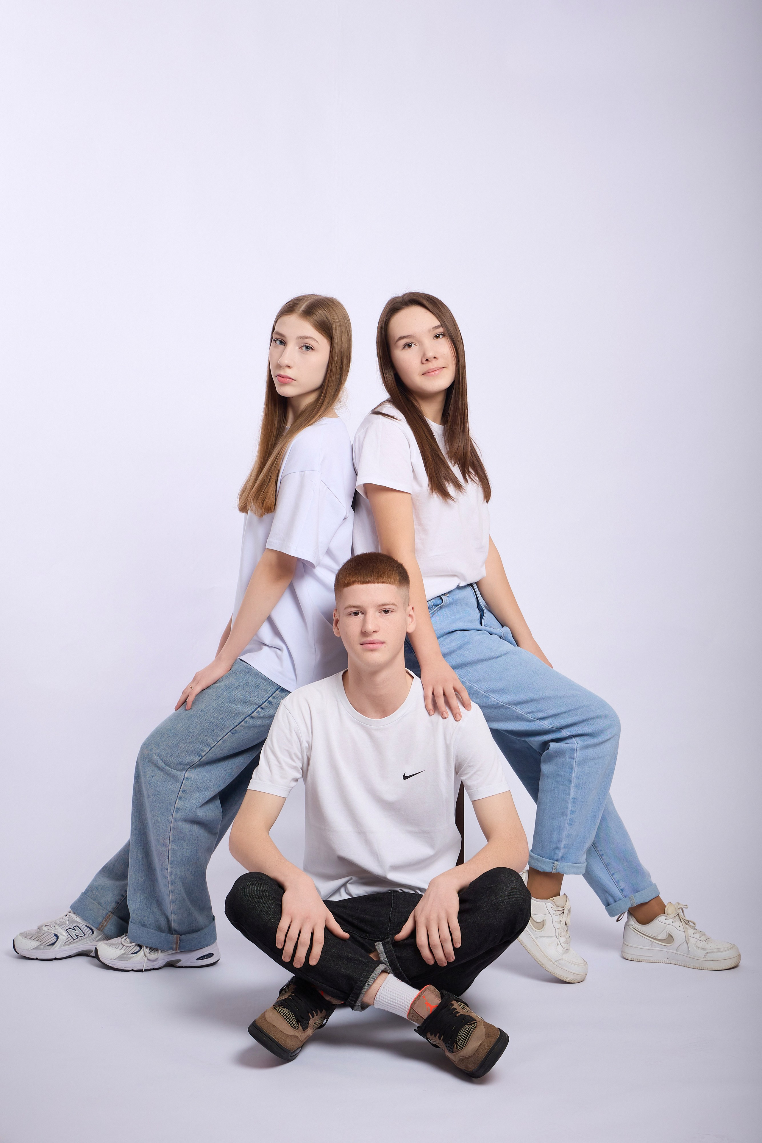 А у нас новая фотозона. Школьный фотограф, выпускные альбомы