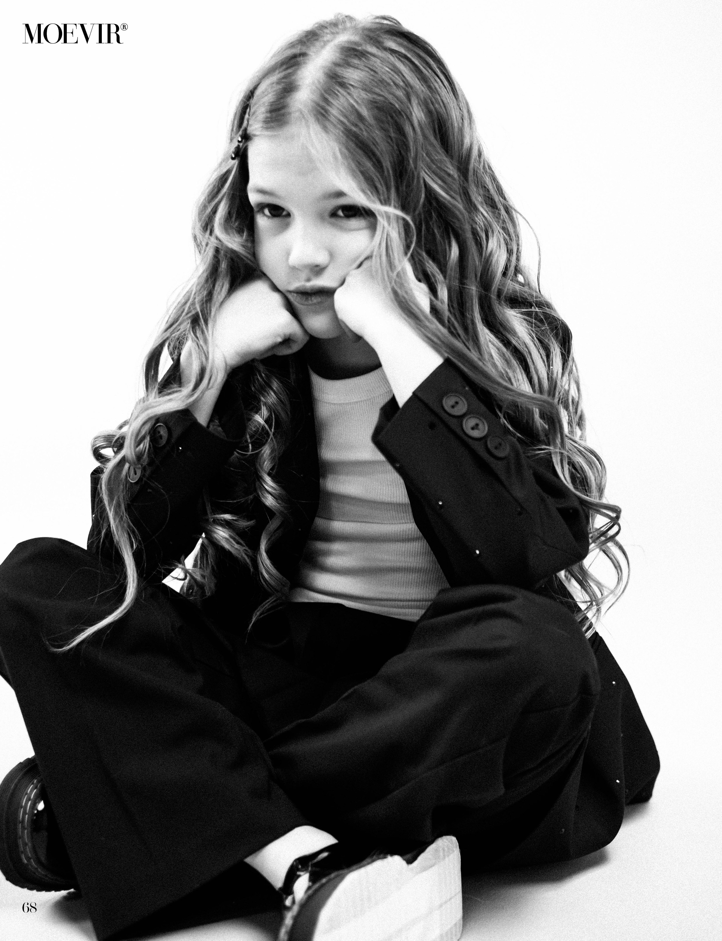 MOEVIR Paris Fe 25. Съёмки для брендов в Крыму / Стилист / Продюсер / Женя Мамай