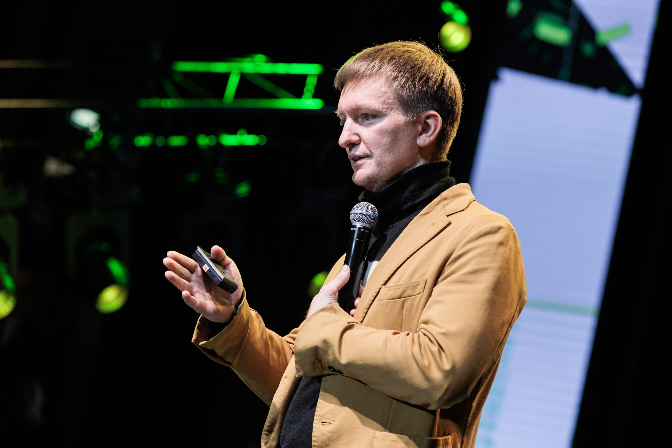 Гришин Дмитрий — репортажный, событийный фотограф во Владивостоке