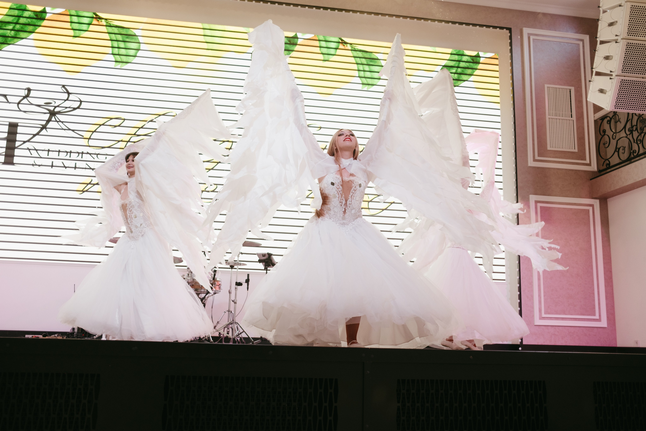 Выставка «Свадебный переполох» Краснодар. Свадебный и репортажной фотограф Денис Ожигин в Краснодаре и Краснодарском крае