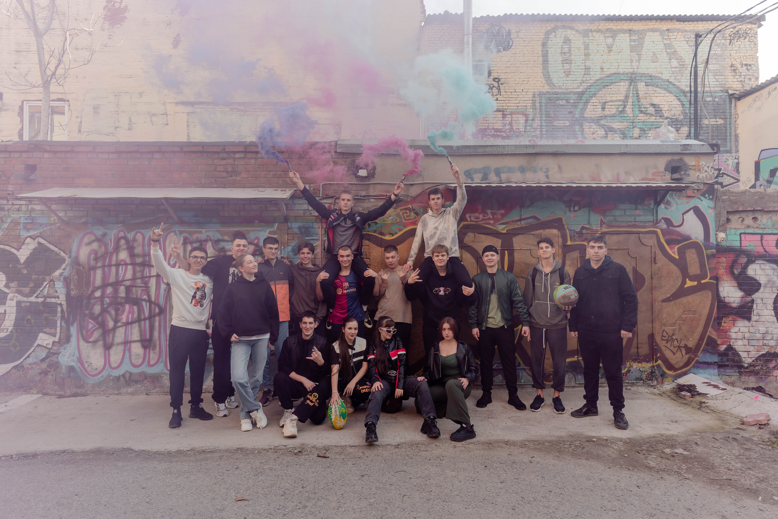 Выпускные (школьные) альбомы (книги) в Ростове-на-Дону. Современные Выпускные Альбомы в Ростове-на-Дону