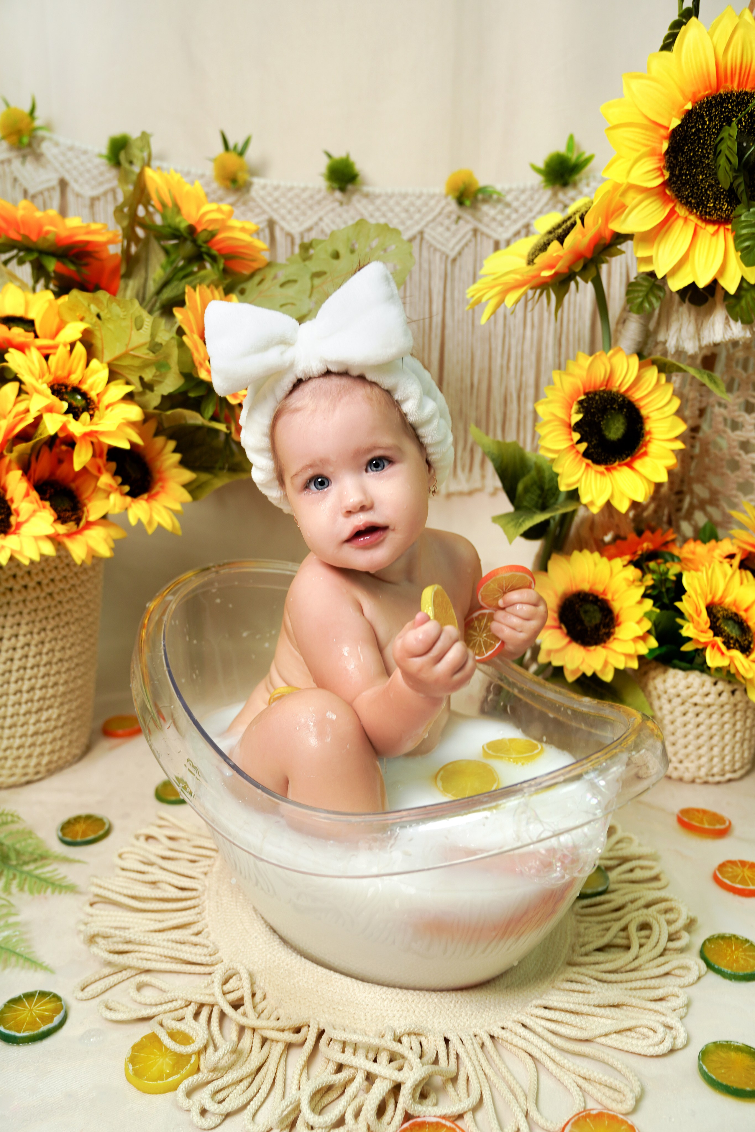 Фотосессия ГОДОВАСИЕ. Фотограф новорожденных, детей до года и беременных в Симферополе