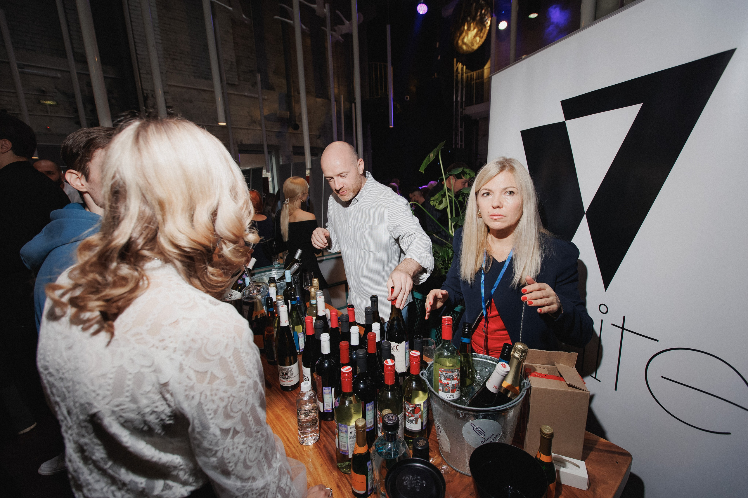 ВИННЫЙ ФЕСТИВАЛЬ. СВОИ. ФОТООТЧЕТЫ-СОБЫТИЯ-МЕСТА