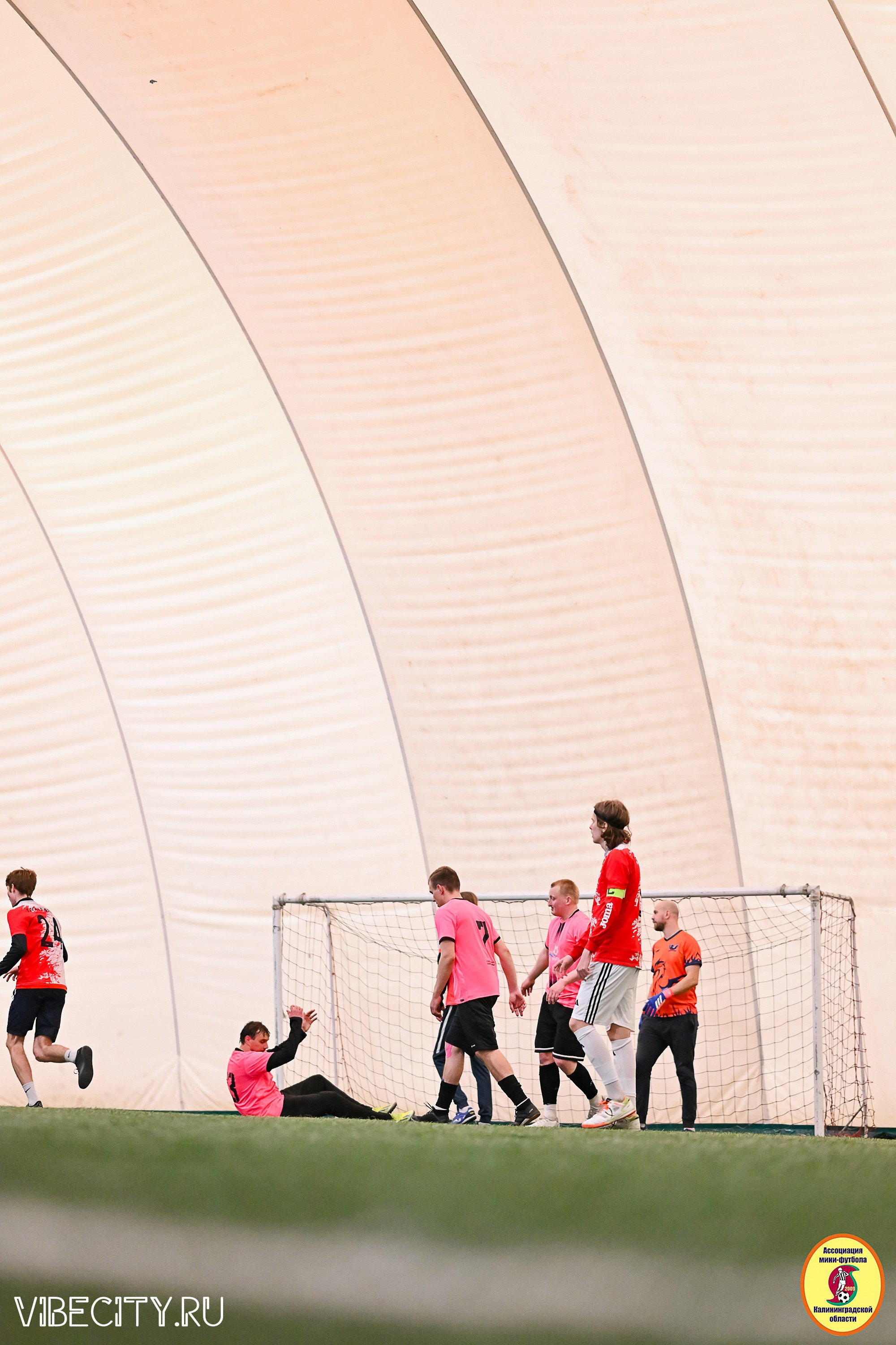 Награждение Премьер-Лига 6×6. VIBECITY.RU Вайб Сити Ру Фоторепортажи Фотоотчеты Калининград