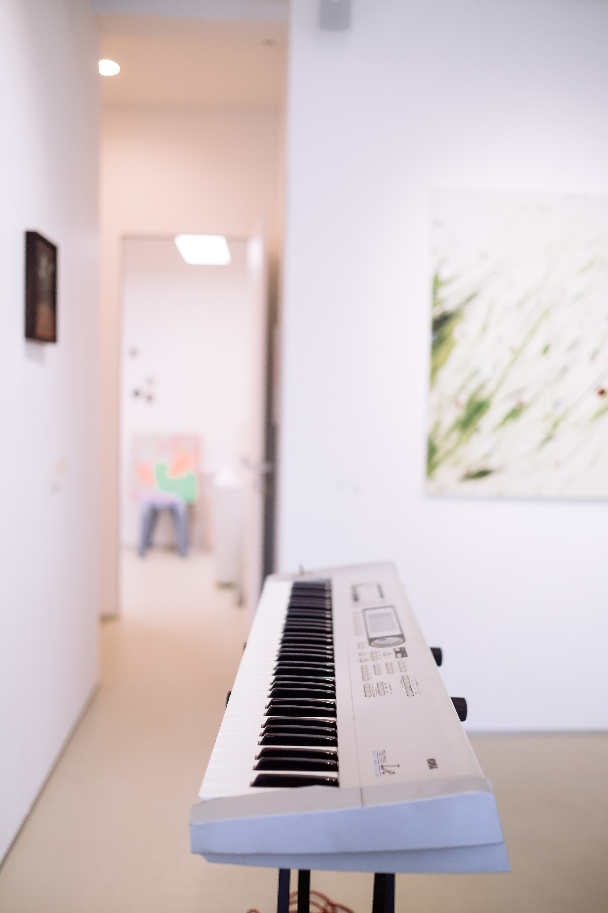 КНИГА ХУДОЖНИКА PINK WORD RED FLAG. Бюро Индульгенции Серафима Бучинская продюсер дизайнер художница СПб