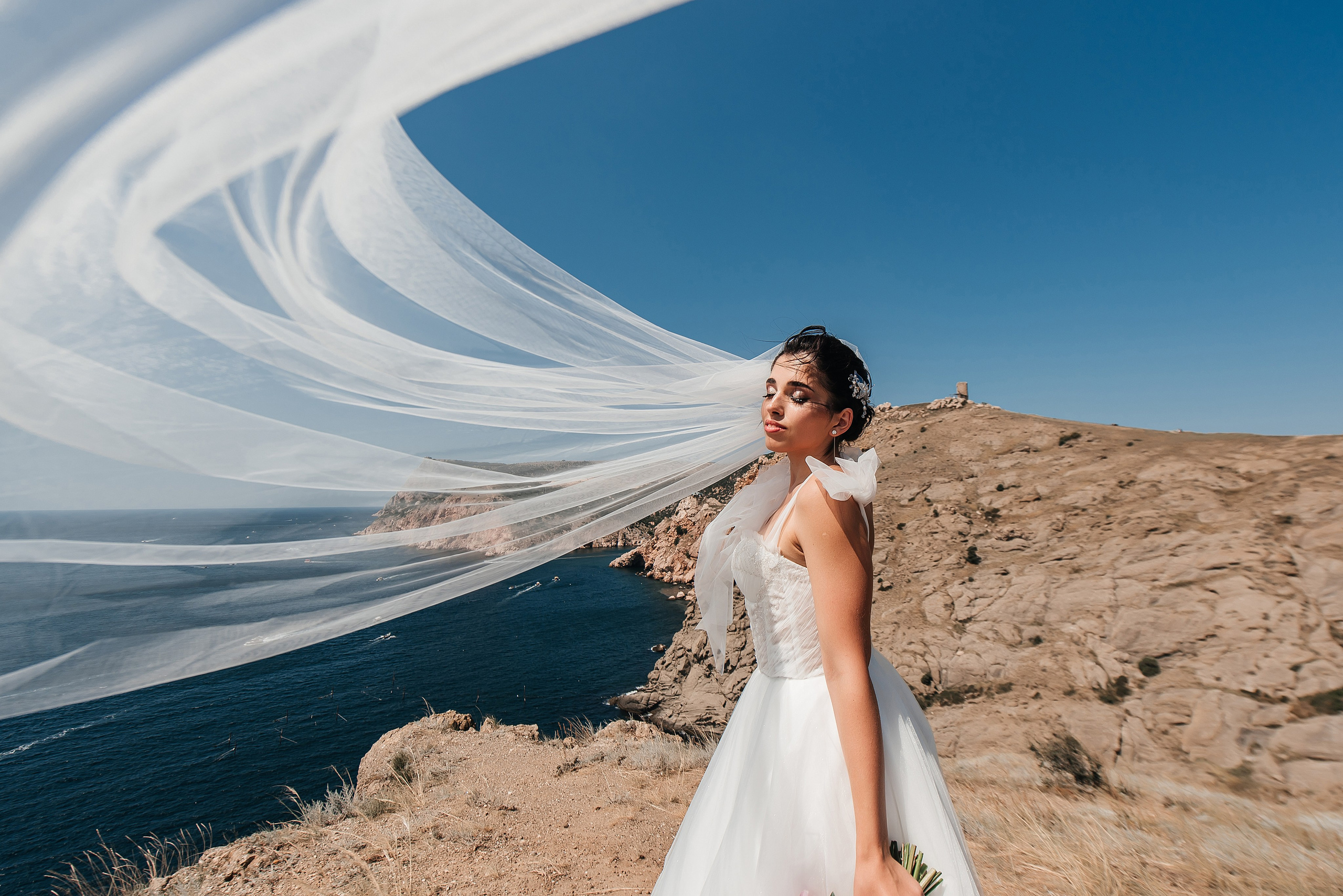 Свадебный фотограф в Крыму Александр Богомазов