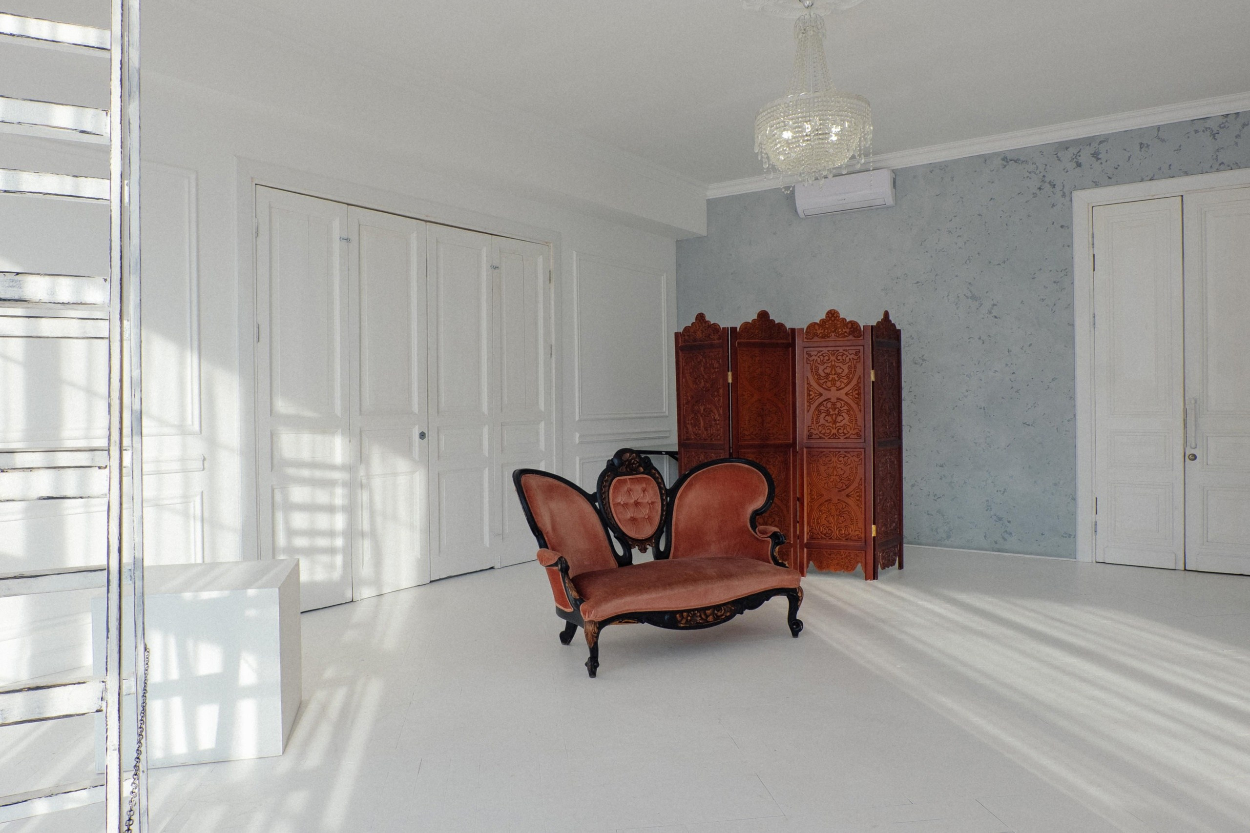 Студии для свадебной фотосессии. Свадебный и портретный фотограф в Новосибирске Любовь Исакова