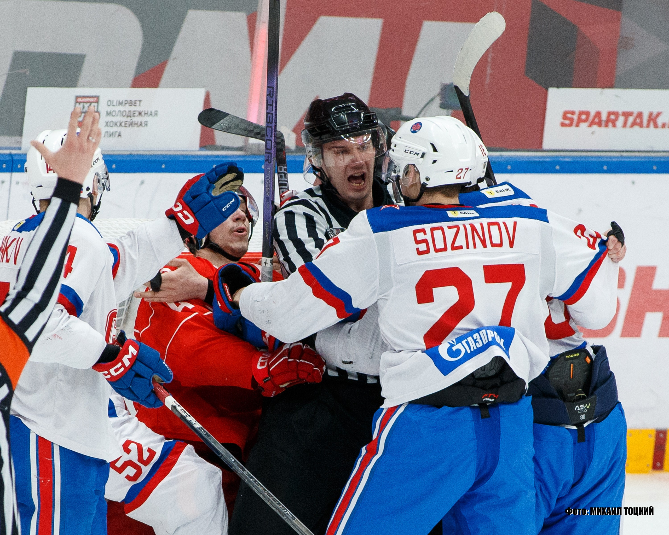 Фоторепортаж Финала Кубка Харламова. МХК Спартак (Москва) — СКА-1946 (Санкт-Петербург). Михаил Тоцкий портретный и репортажный фотограф в Москве