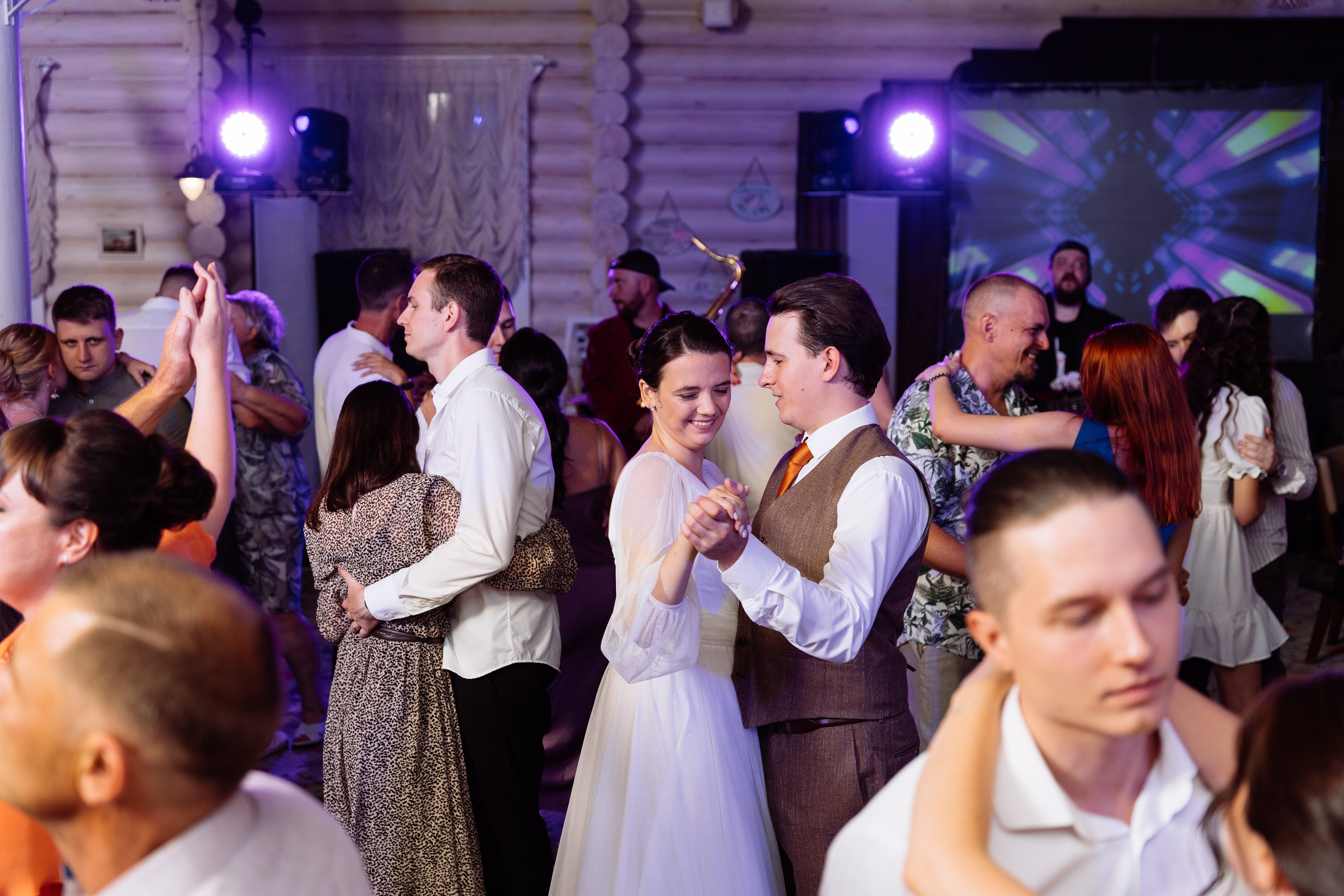 Свадьба Олега и Виктории в клубе «Ближняя дача»