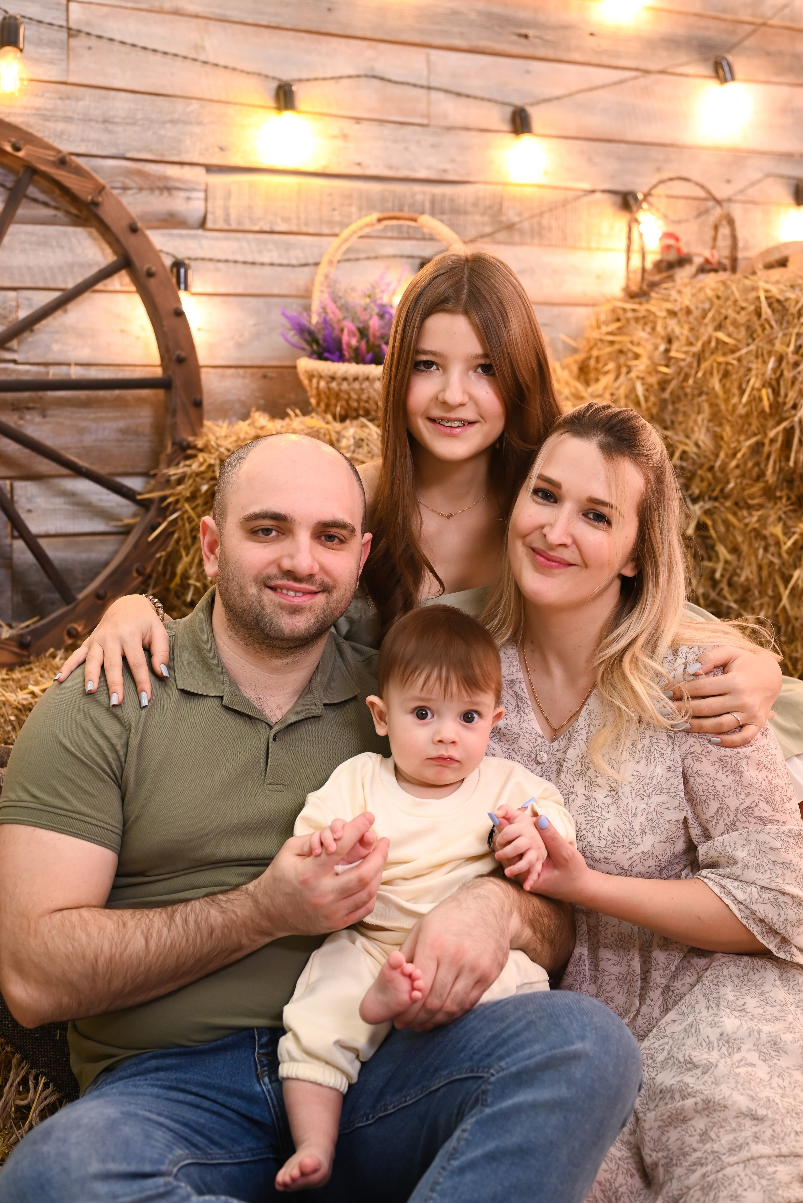 Семейная. Фотостудия Зефир. Фотосессии в студии под ключ. Москва. Семейные и детские фотосессии